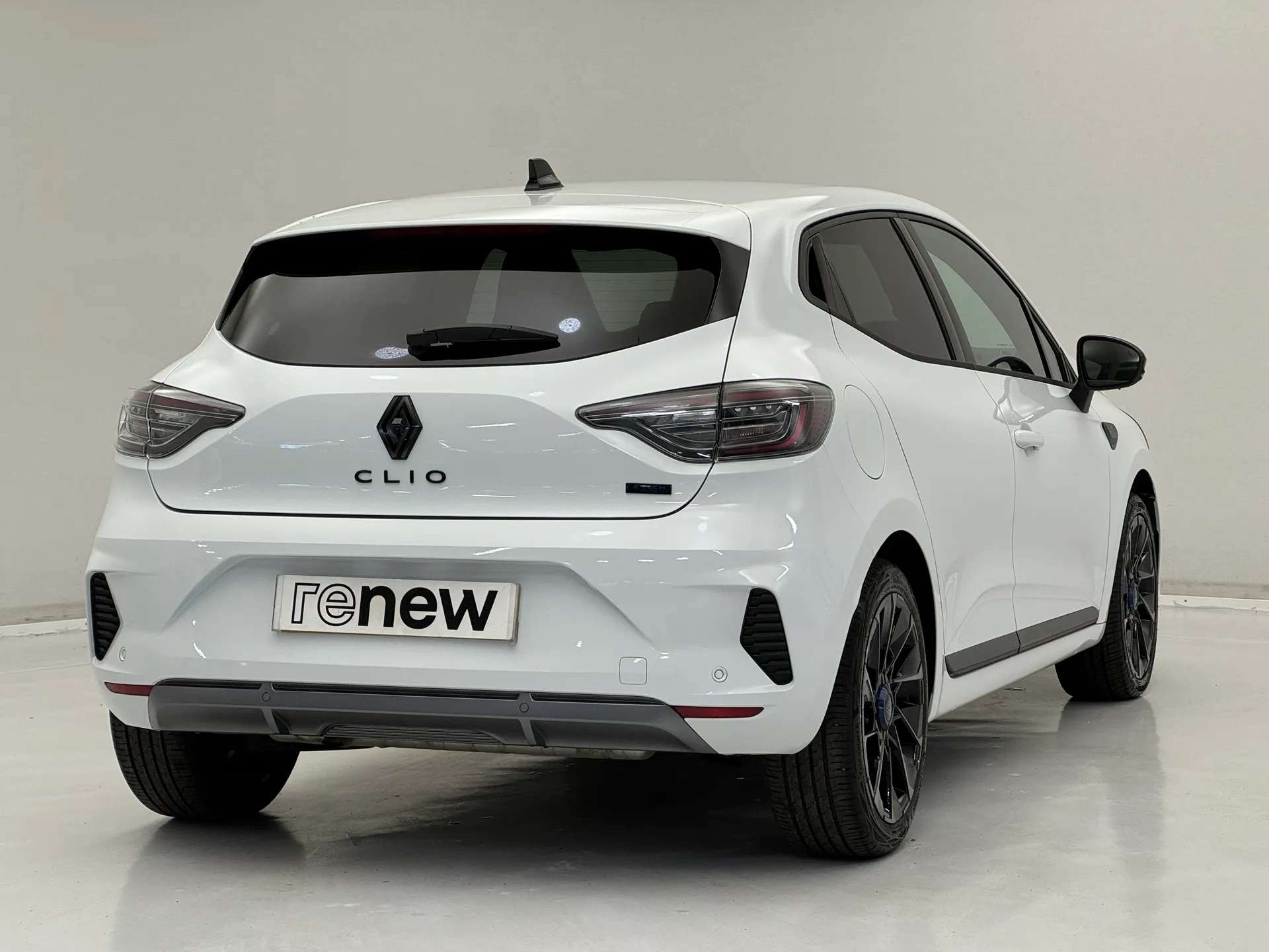 2024 RENAULT CLIO 2024 RENAULT CLIO