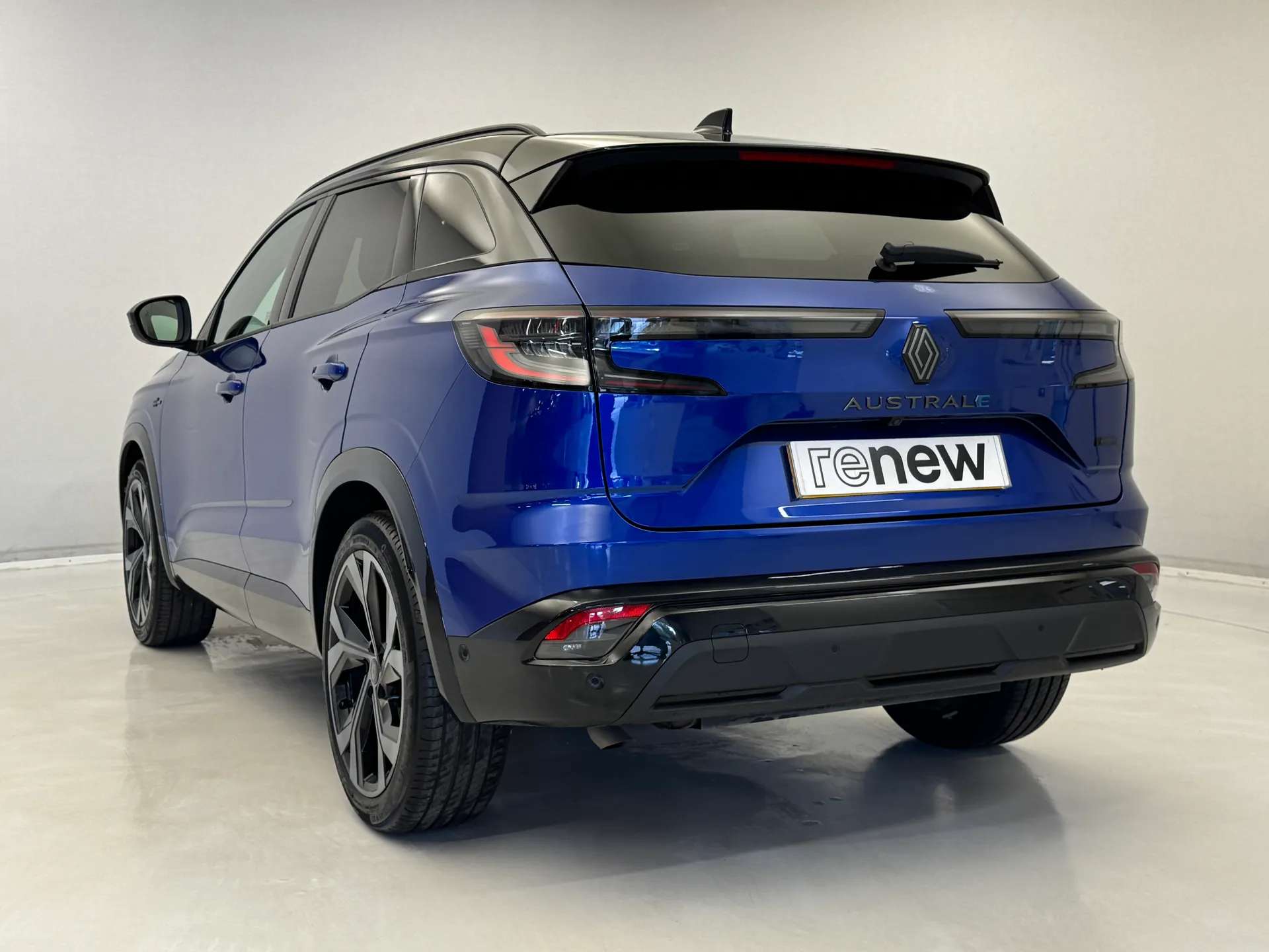 A 2024 RENAULT AUSTRAL E-Tech FHEV Techno Esprit Alpine 5dr Auto A 2024 RENAULT AUSTRAL E-Tech FHEV Techno Esprit Alpine 5dr Auto