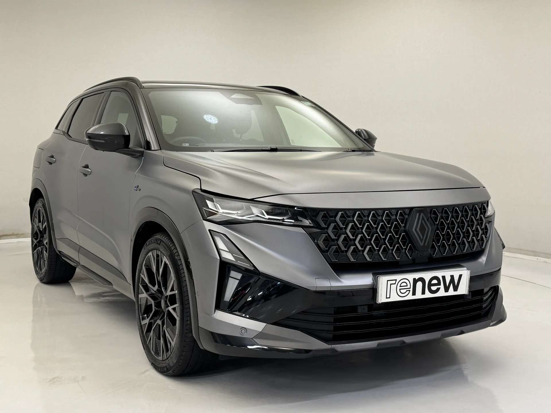 A 2025 RENAULT AUSTRAL E-Tech Full Hybrid Iconic Esprit Alpine 5dr Auto A 2025 RENAULT AUSTRAL E-Tech Full Hybrid Iconic Esprit Alpine 5dr Auto