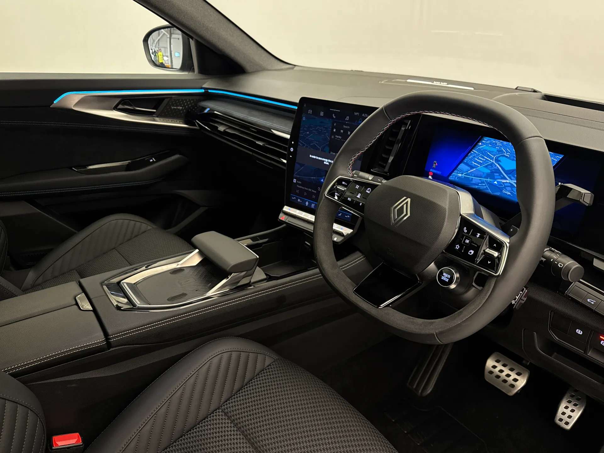 2025 RENAULT AUSTRAL 2025 RENAULT AUSTRAL
