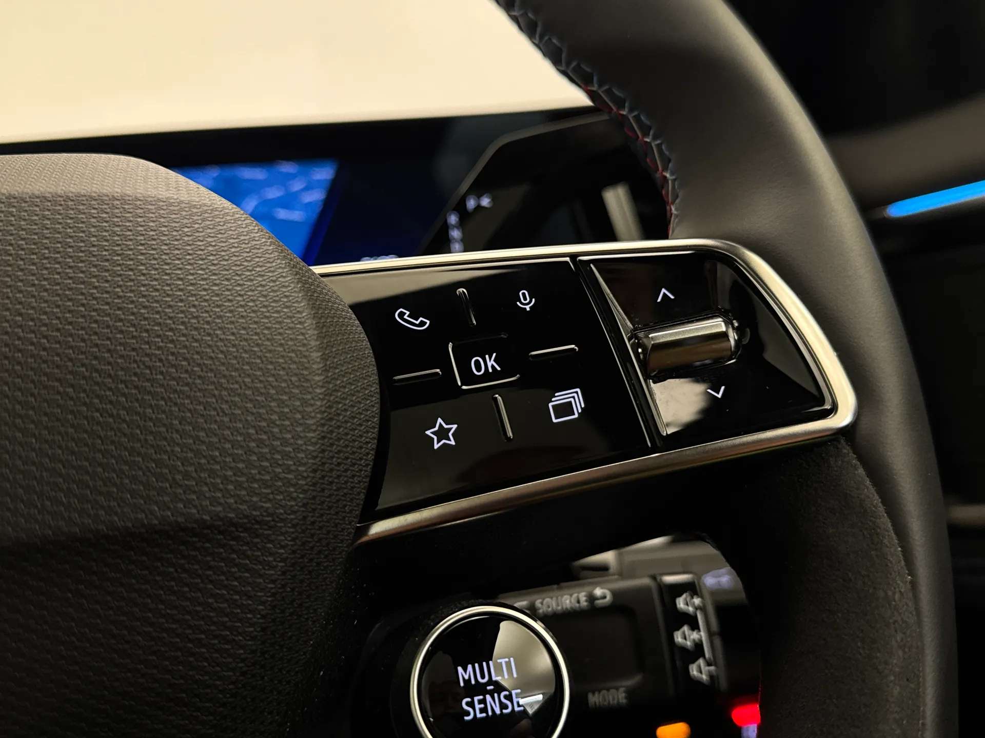 2025 RENAULT AUSTRAL 2025 RENAULT AUSTRAL