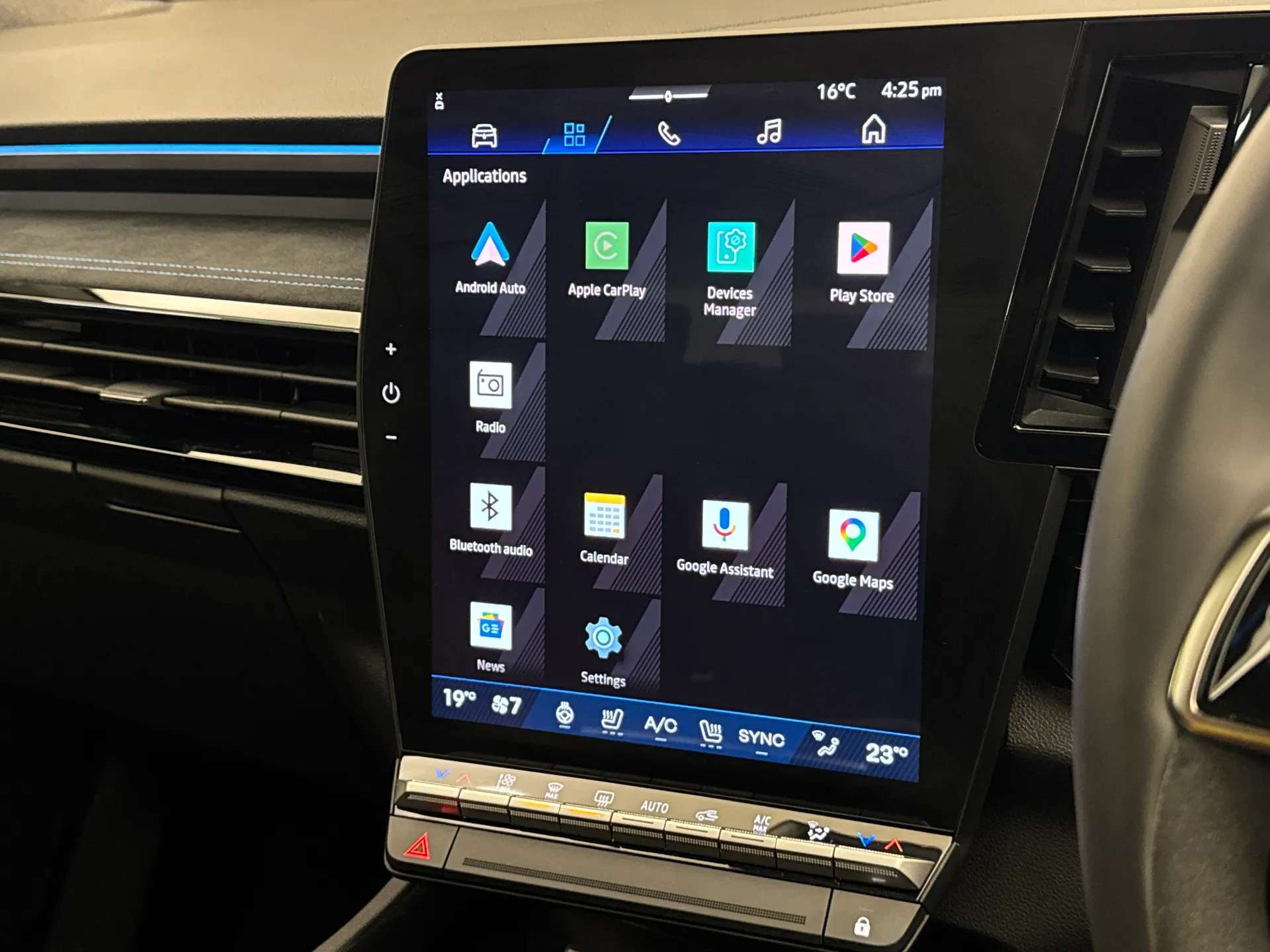 2025 RENAULT AUSTRAL 2025 RENAULT AUSTRAL