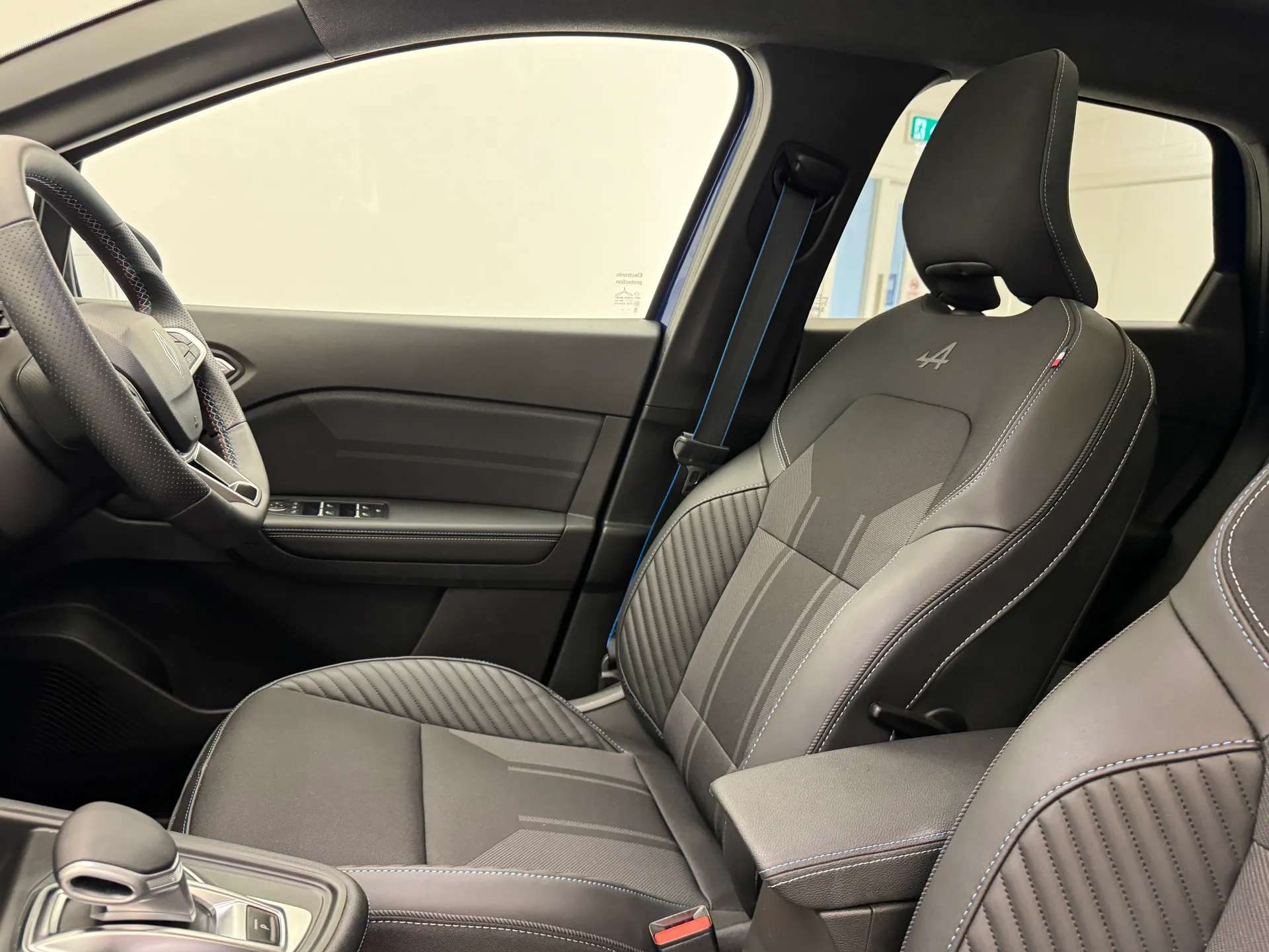 2025 RENAULT SYMBIOZ 2025 RENAULT SYMBIOZ