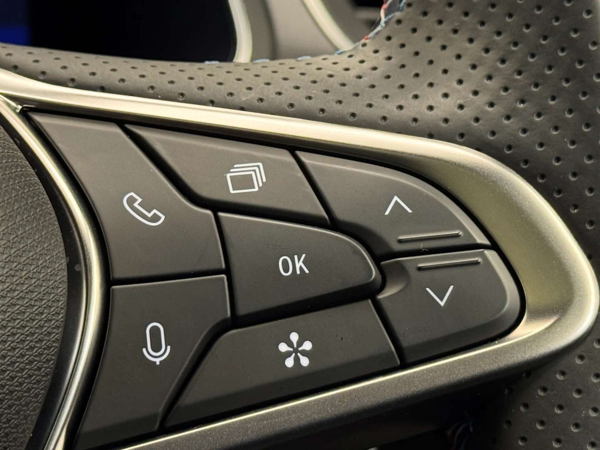 2025 RENAULT SYMBIOZ 2025 RENAULT SYMBIOZ