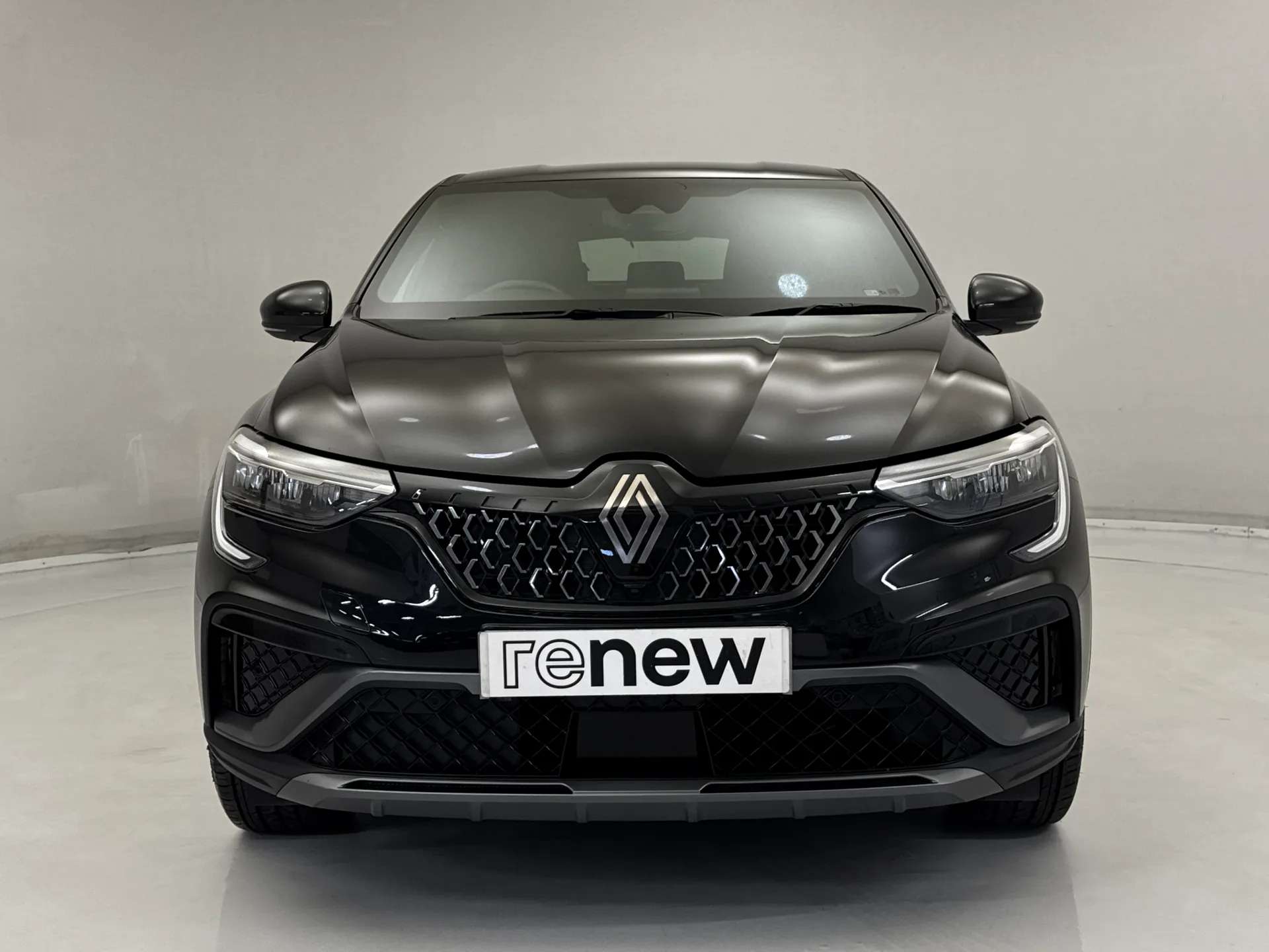 A 2023 RENAULT ARKANA 1.6 E-Tech FHEV 145 Esprit Alpine 5dr Auto A 2023 RENAULT ARKANA 1.6 E-Tech FHEV 145 Esprit Alpine 5dr Auto