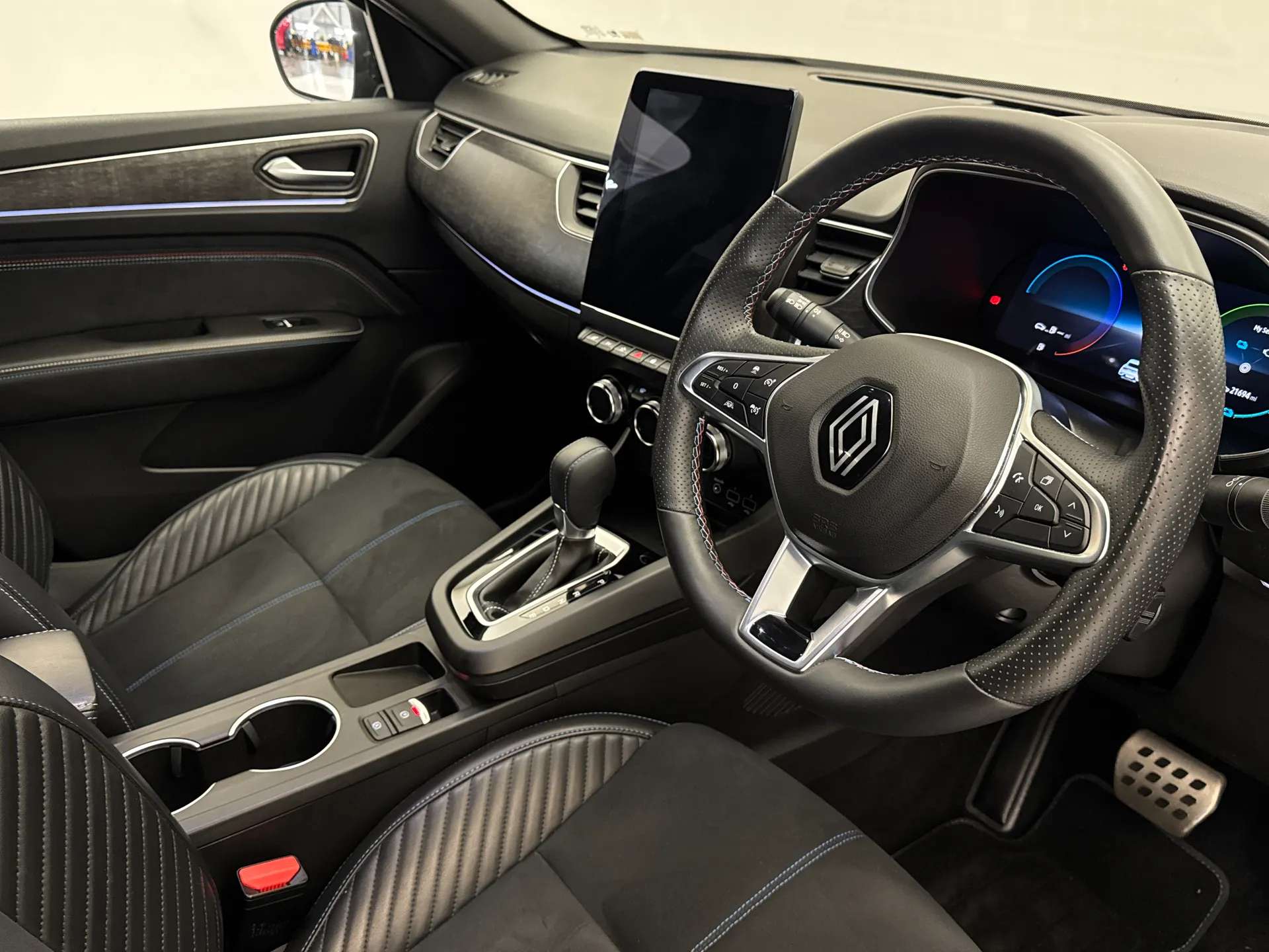 2023 RENAULT ARKANA 2023 RENAULT ARKANA