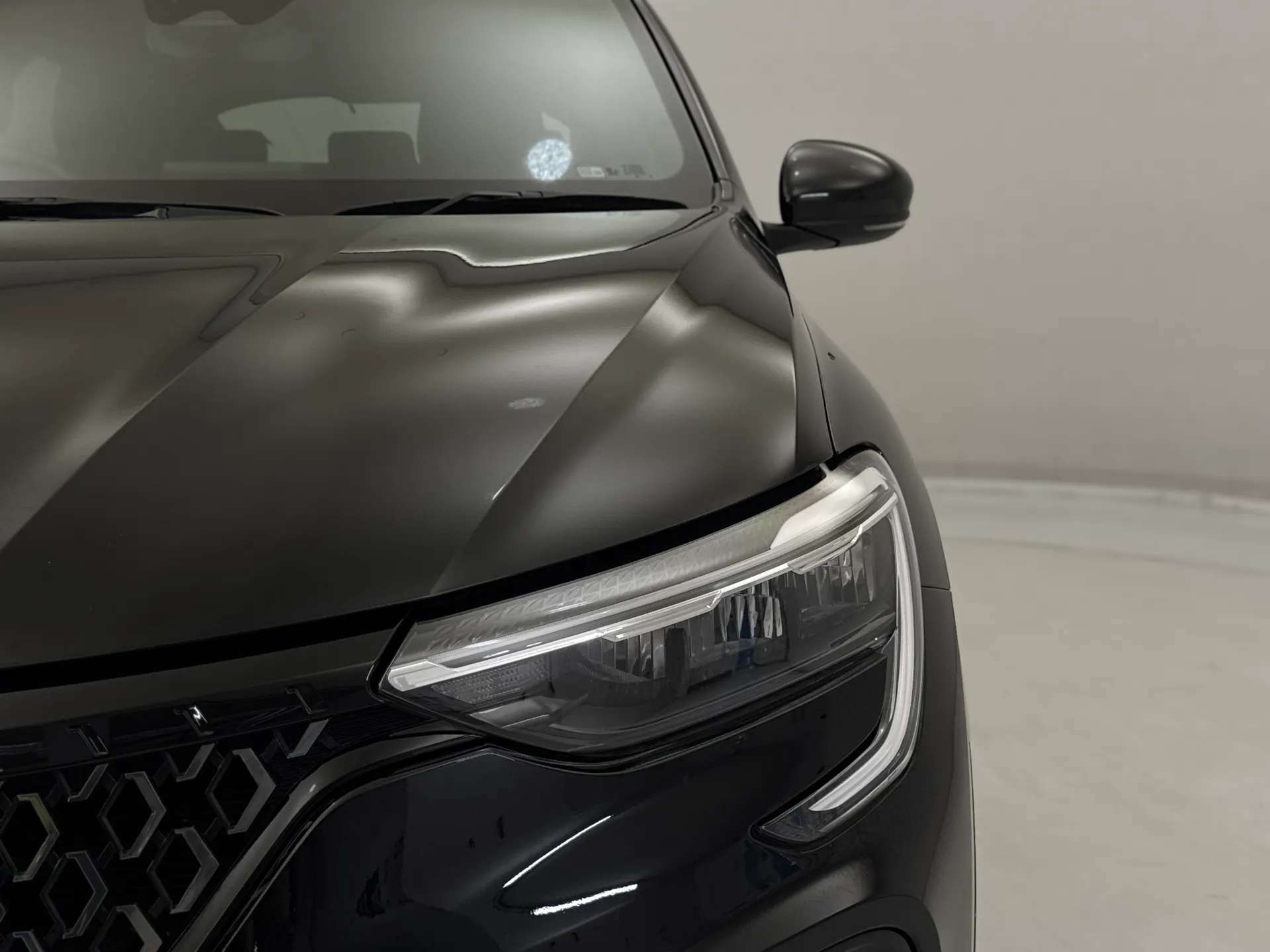 A 2023 RENAULT ARKANA 1.6 E-Tech FHEV 145 Esprit Alpine 5dr Auto A 2023 RENAULT ARKANA 1.6 E-Tech FHEV 145 Esprit Alpine 5dr Auto