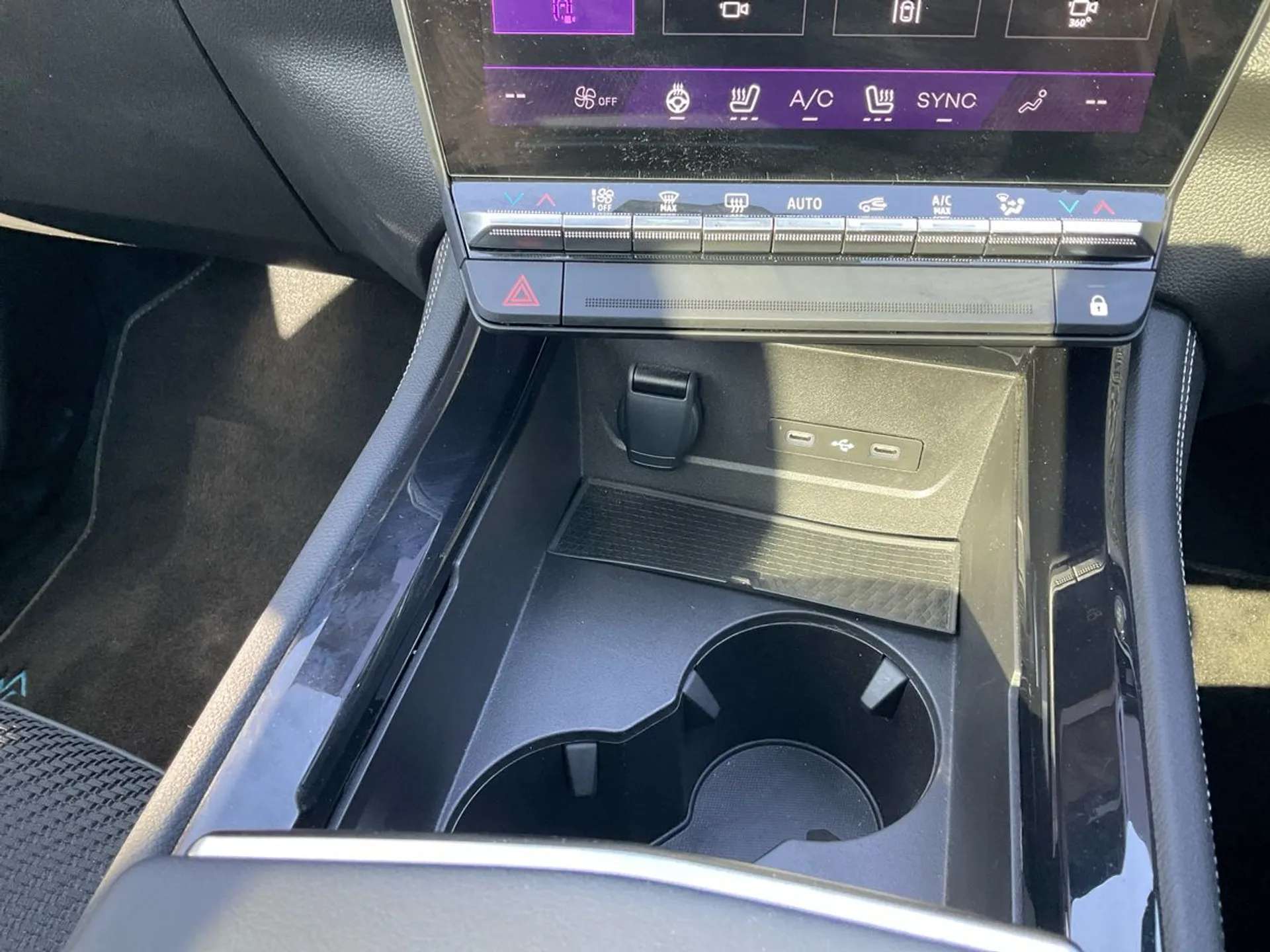 2024 RENAULT AUSTRAL 2024 RENAULT AUSTRAL