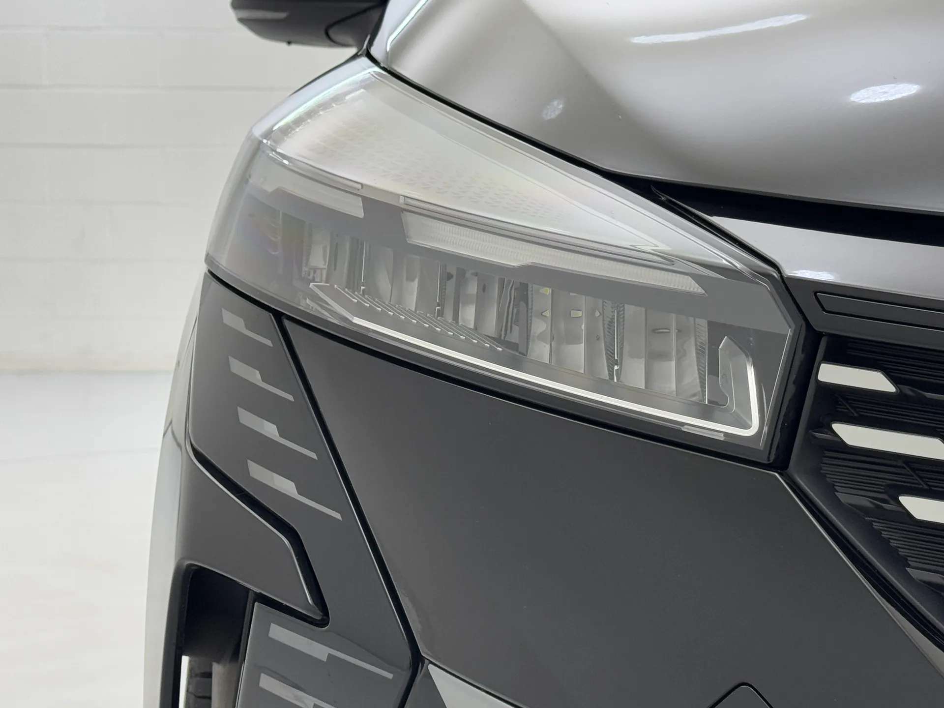 2025 RENAULT CLIO 2025 RENAULT CLIO