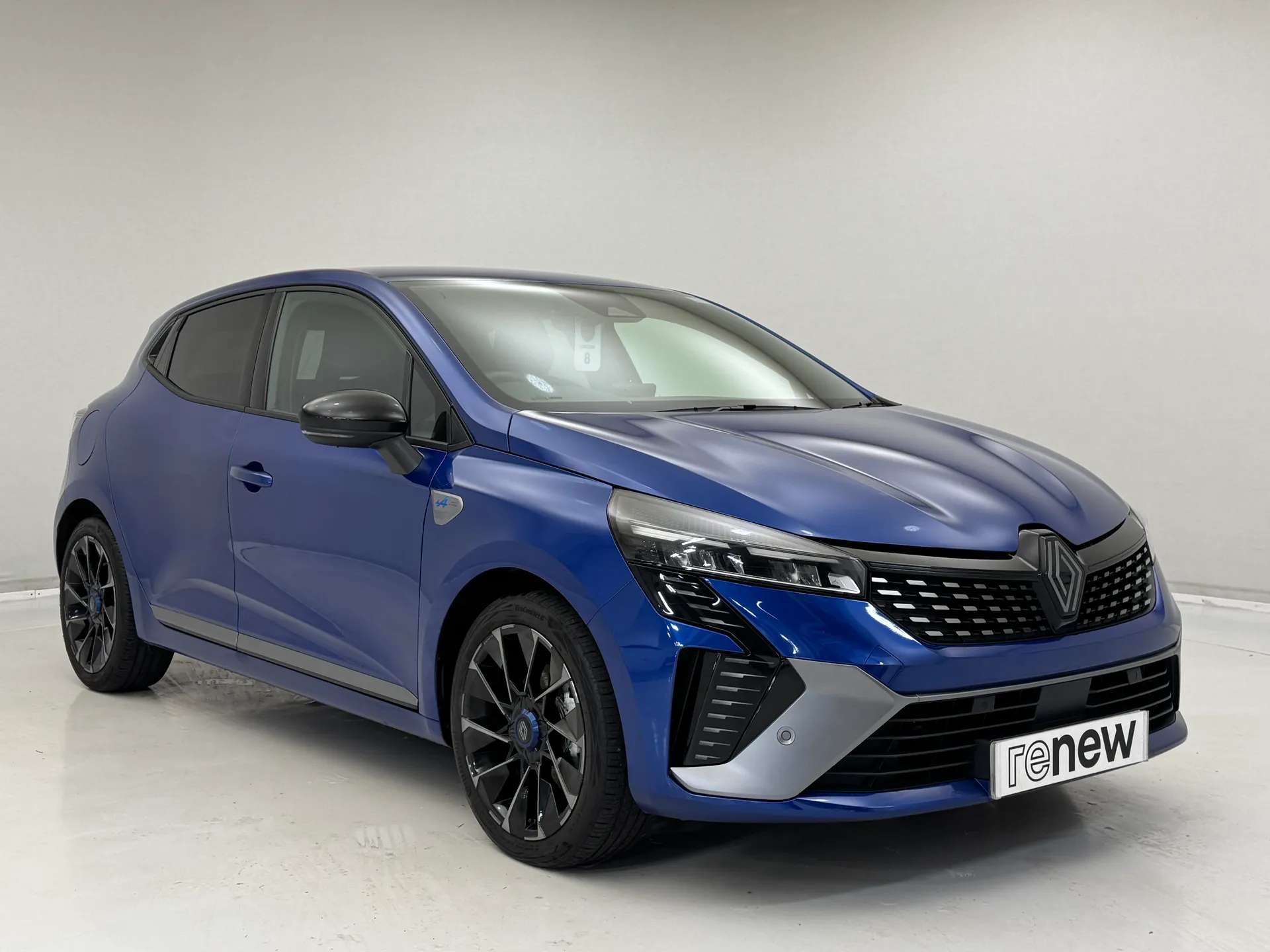 A 2024 RENAULT CLIO 1.6 E-TECH full hybrid 145 Esprit Alpine 5dr Auto A 2024 RENAULT CLIO 1.6 E-TECH full hybrid 145 Esprit Alpine 5dr Auto