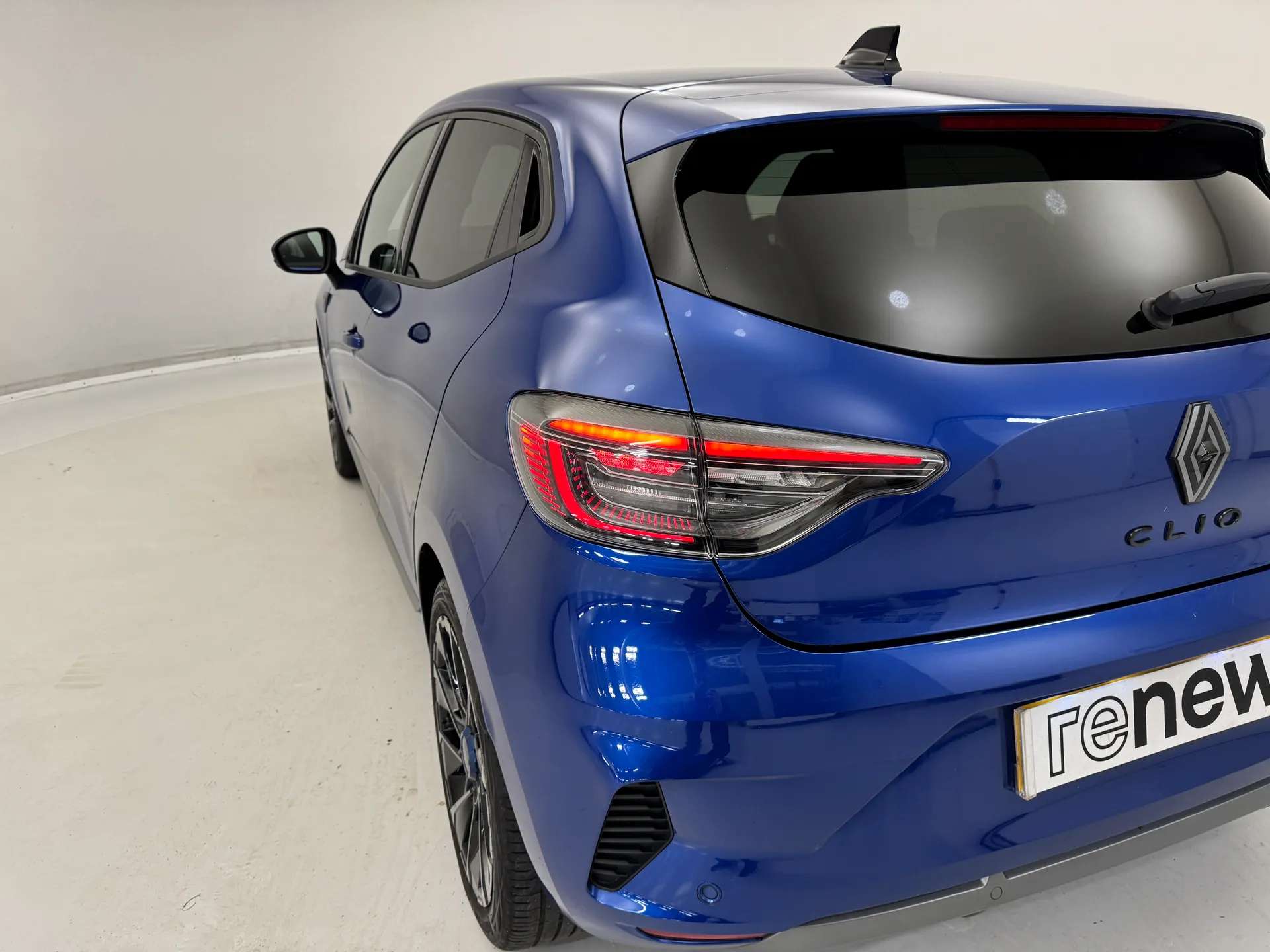 2024 RENAULT CLIO 2024 RENAULT CLIO