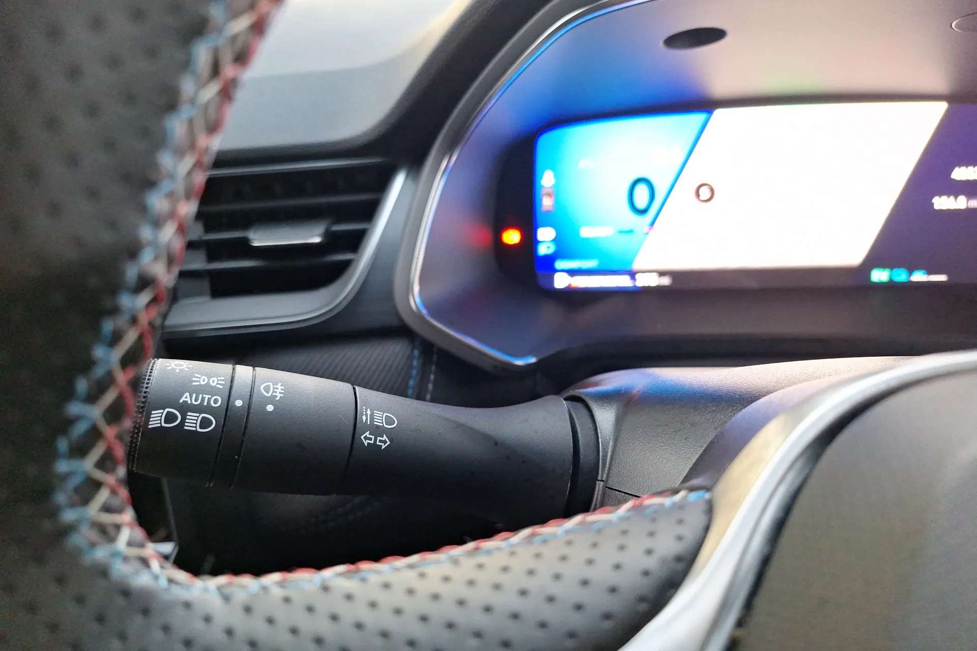 2025 RENAULT SYMBIOZ 2025 RENAULT SYMBIOZ