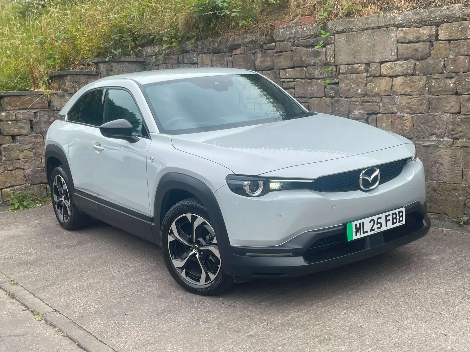 A 2025 MAZDA MX-30 125kW R-EV Exclusive Line 5dr Auto âRADAR CRUISEâCAMERAâNAVâ A 2025 MAZDA MX-30 125kW R-EV Exclusive Line 5dr Auto âRADAR CRUISEâCAMERAâNAVâ