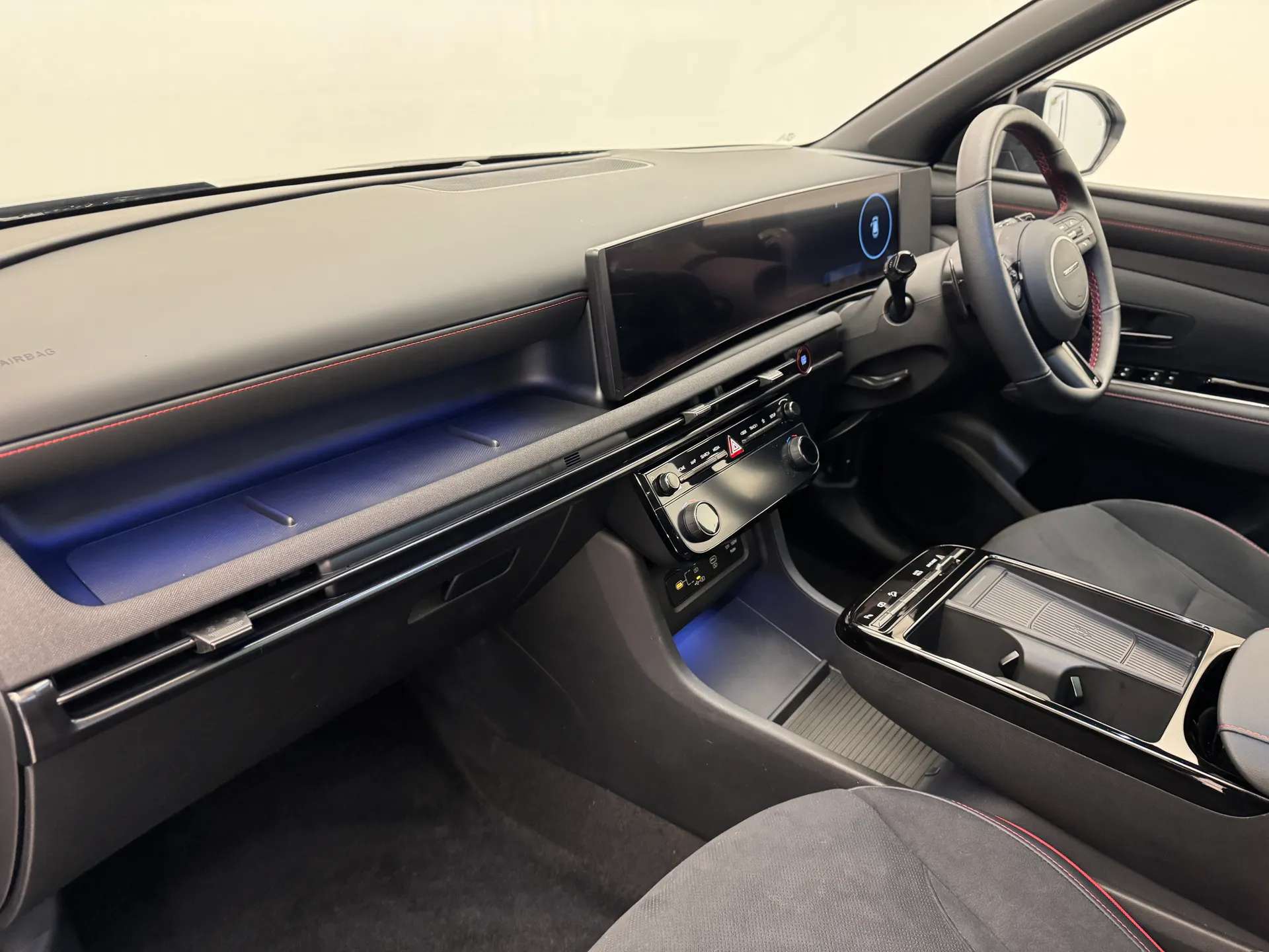 A 2025 HYUNDAI TUCSON 1.6T Hybrid N Line S 5dr Auto A 2025 HYUNDAI TUCSON 1.6T Hybrid N Line S 5dr Auto