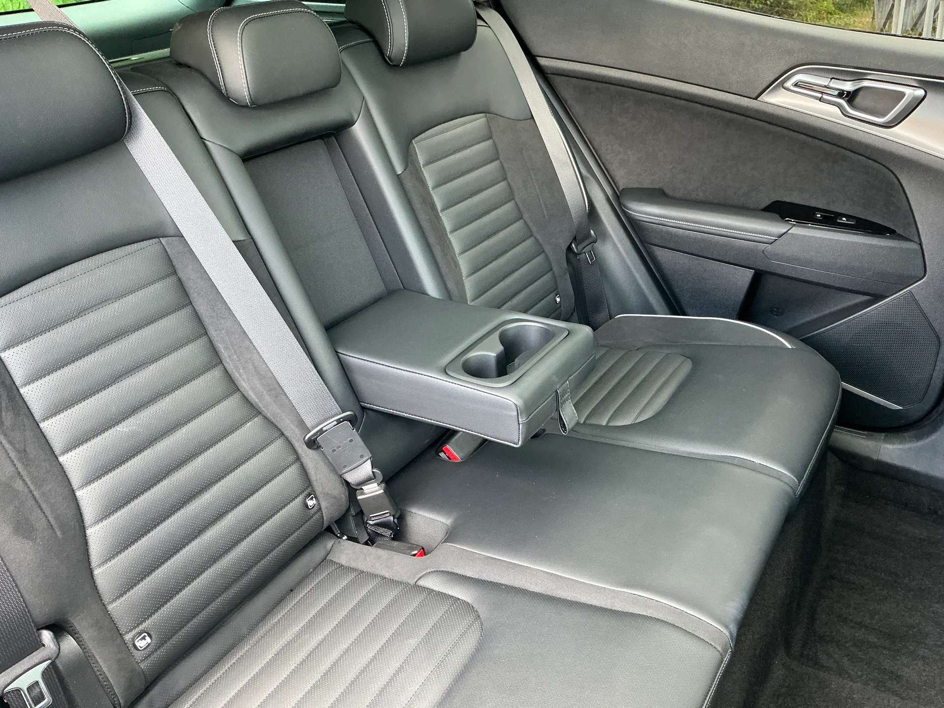 2023 KIA SPORTAGE 2023 KIA SPORTAGE
