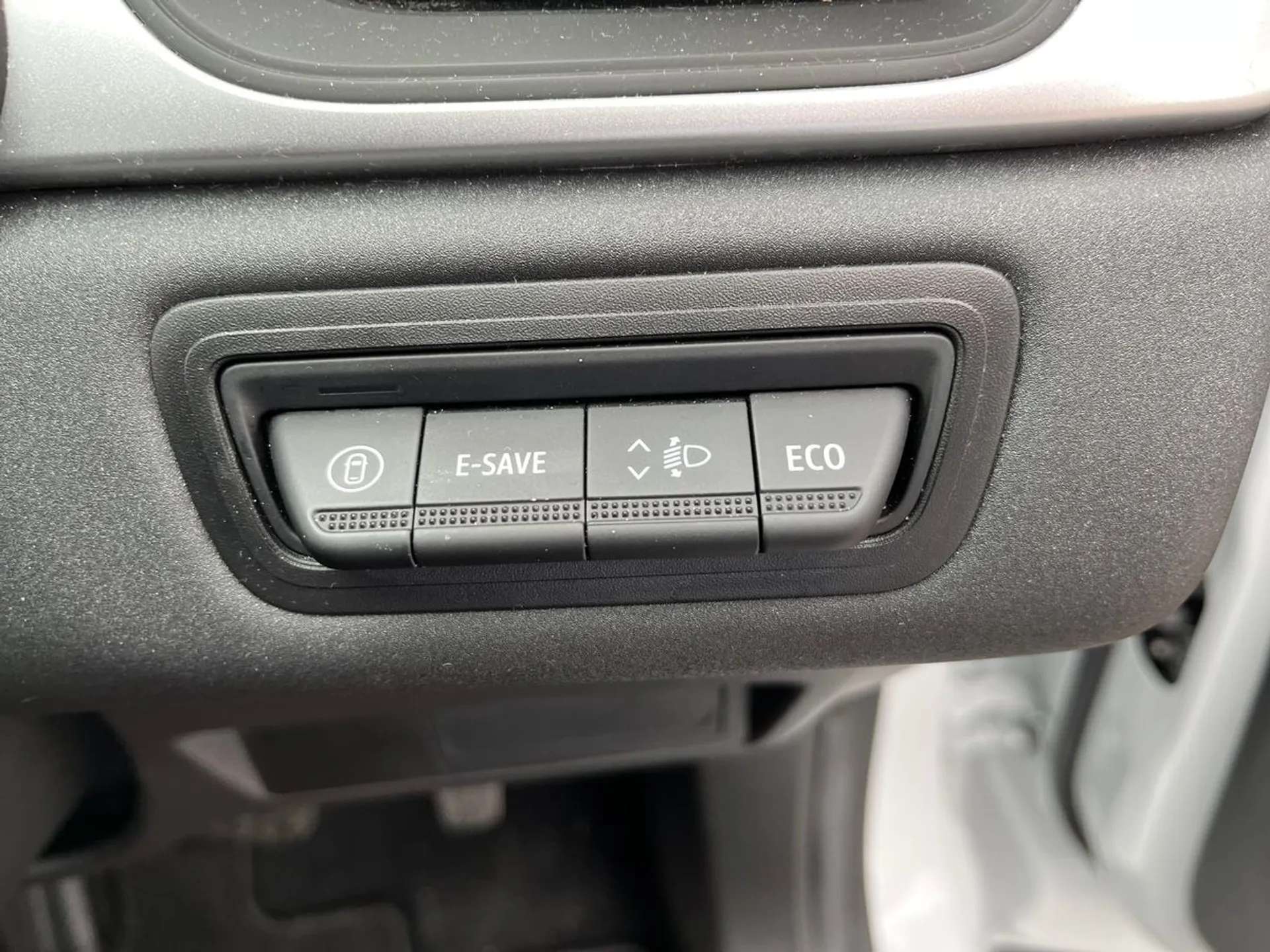 2024 RENAULT CAPTUR 2024 RENAULT CAPTUR