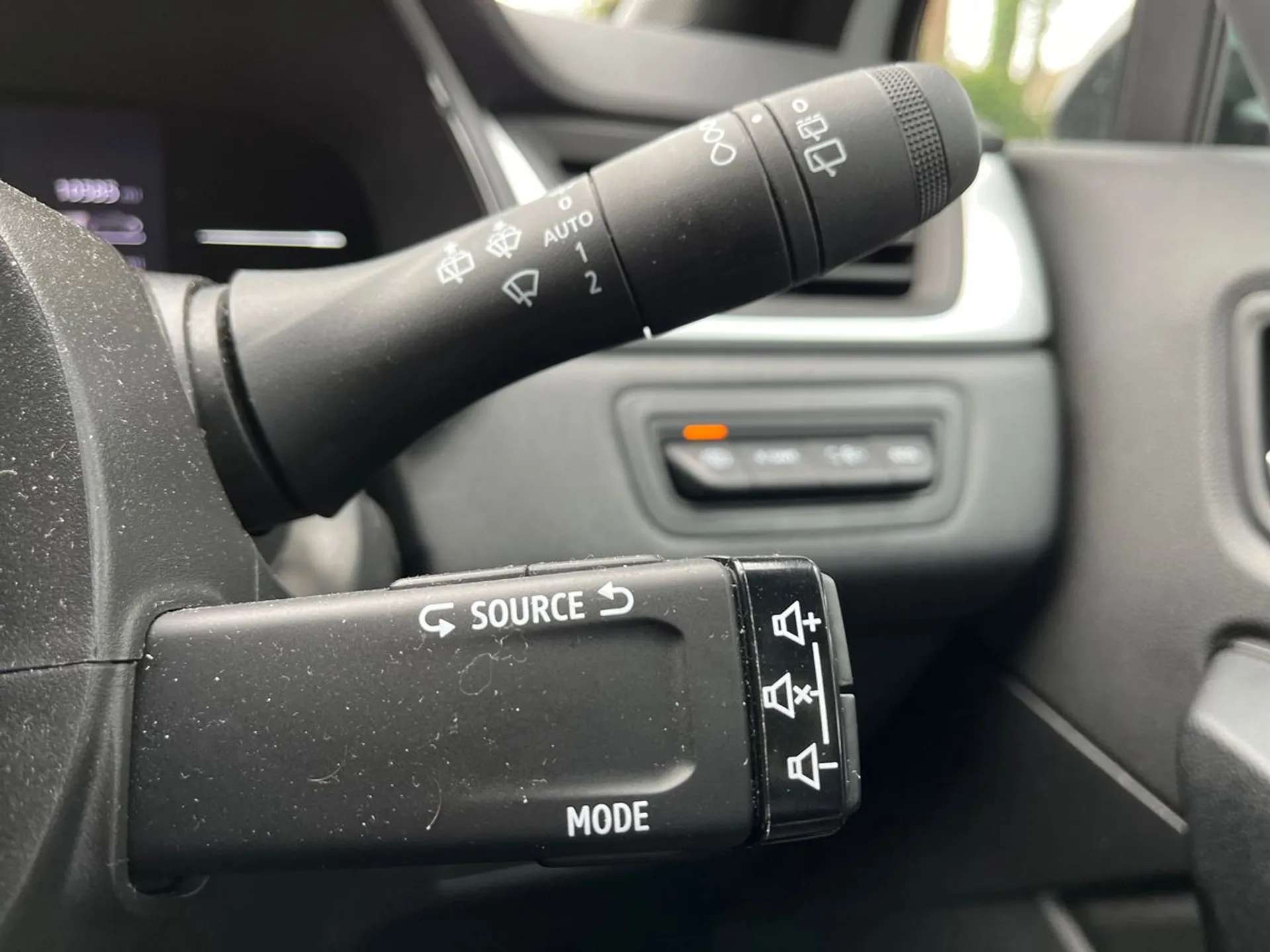 2024 RENAULT CAPTUR 2024 RENAULT CAPTUR