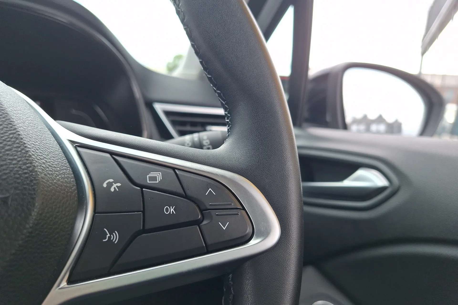 2022 RENAULT CLIO 2022 RENAULT CLIO