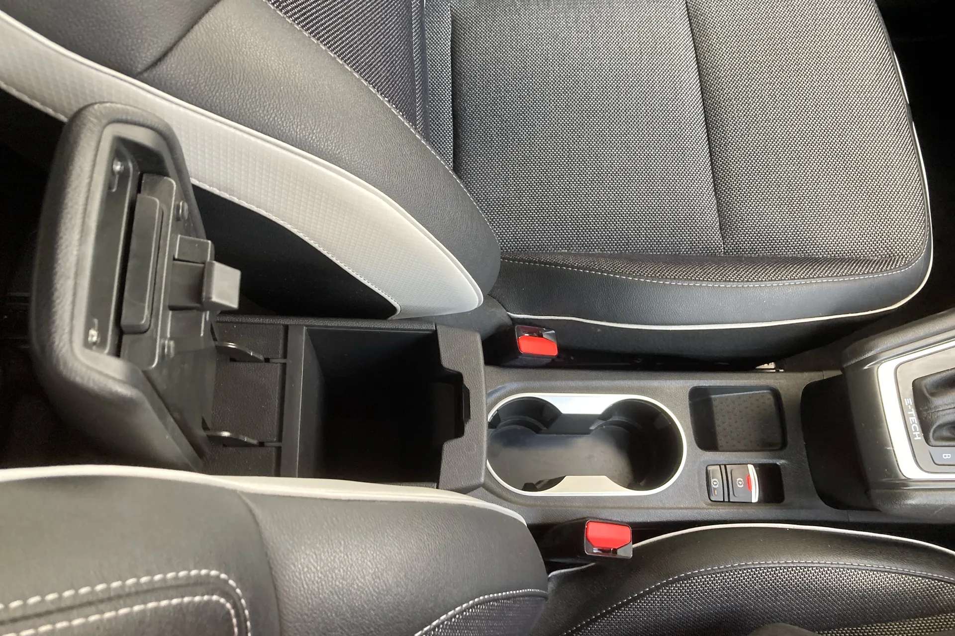 2021 RENAULT CAPTUR 2021 RENAULT CAPTUR