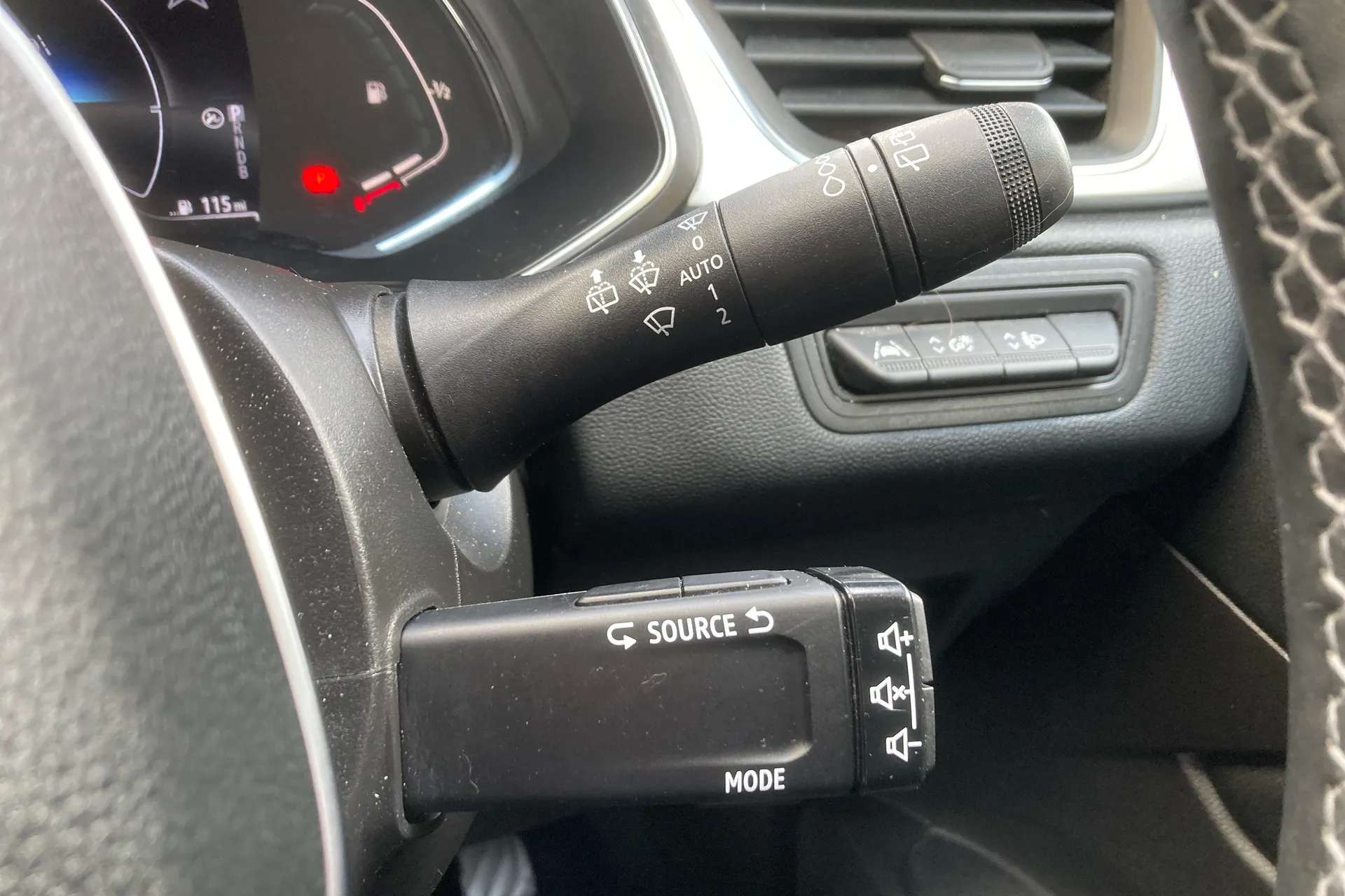 2021 RENAULT CAPTUR 2021 RENAULT CAPTUR