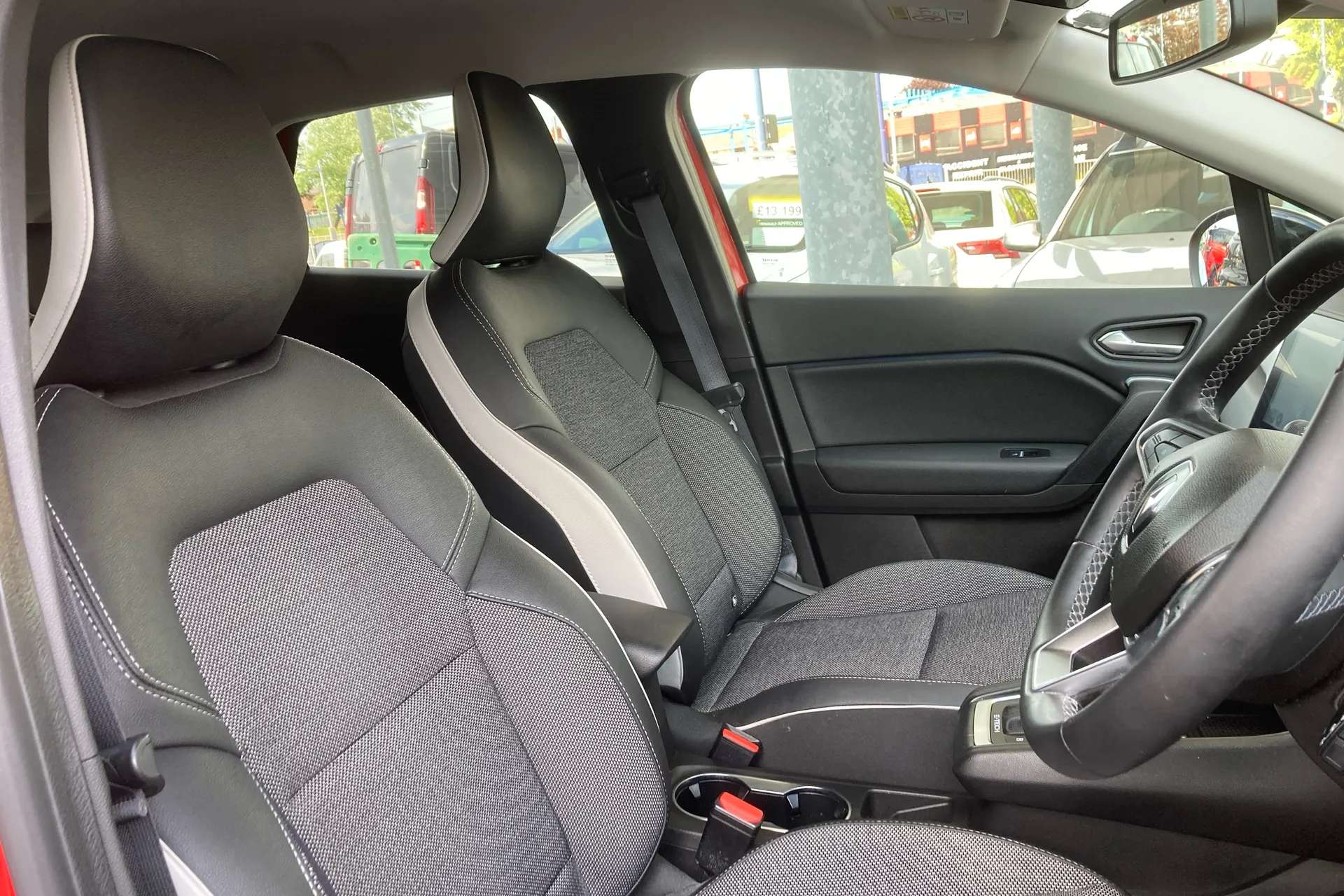 2021 RENAULT CAPTUR 2021 RENAULT CAPTUR