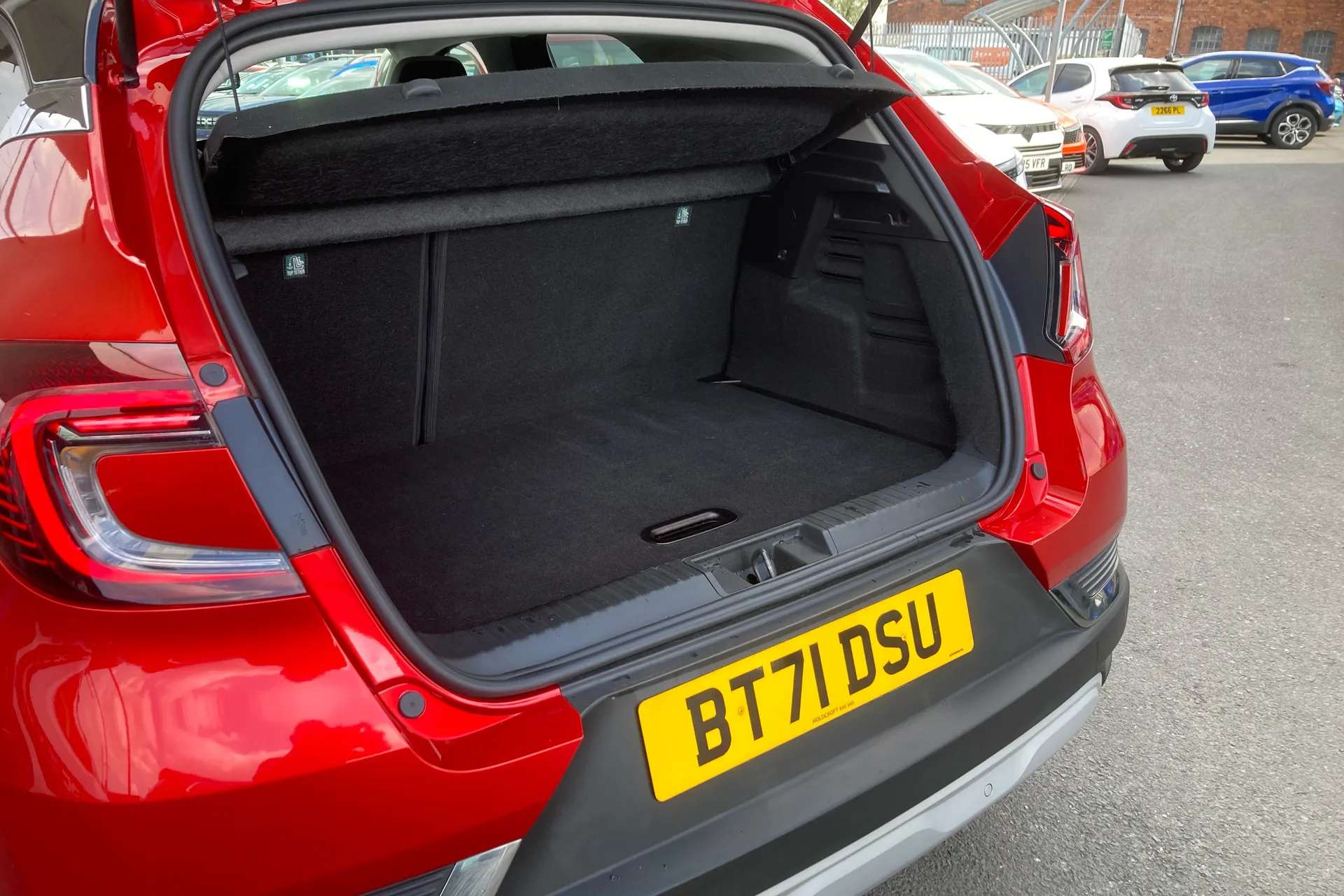 2021 RENAULT CAPTUR 2021 RENAULT CAPTUR