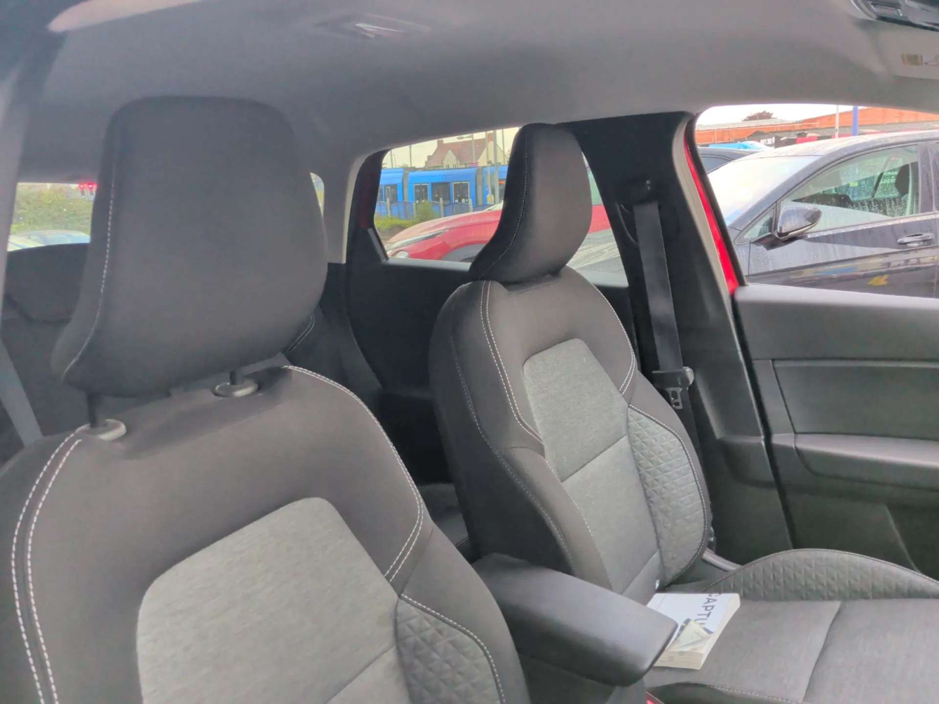 2022 RENAULT CAPTUR 2022 RENAULT CAPTUR