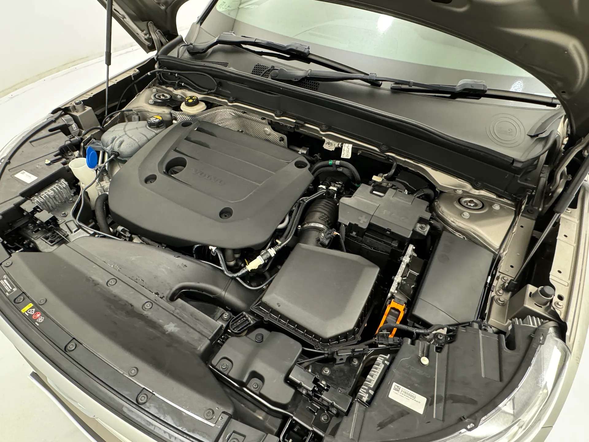 2020 VOLVO XC40 2020 VOLVO XC40