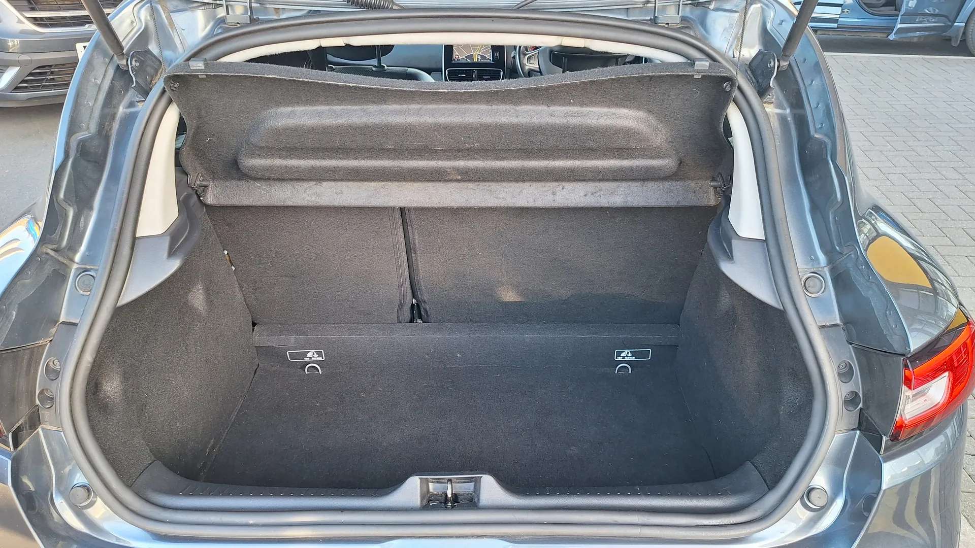 2018 RENAULT CLIO 2018 RENAULT CLIO