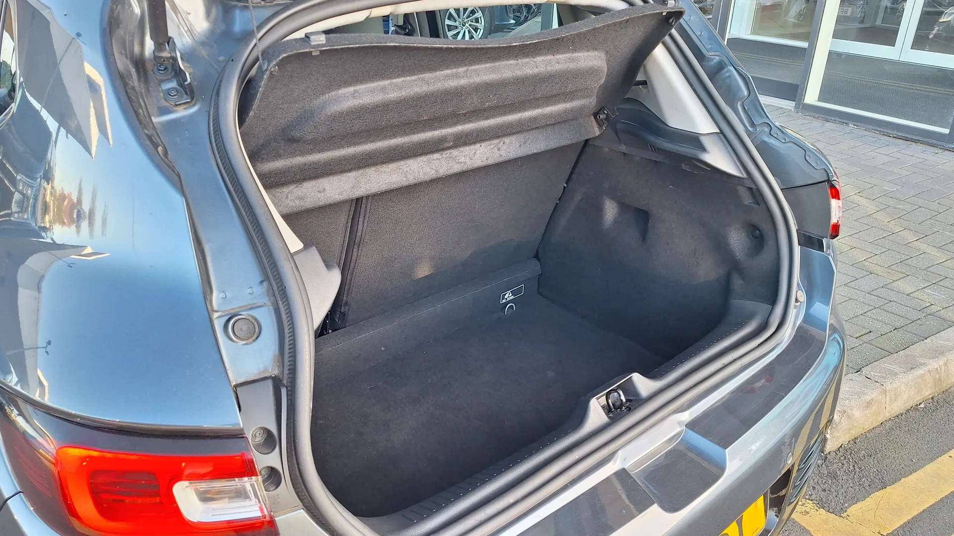 2018 RENAULT CLIO 2018 RENAULT CLIO