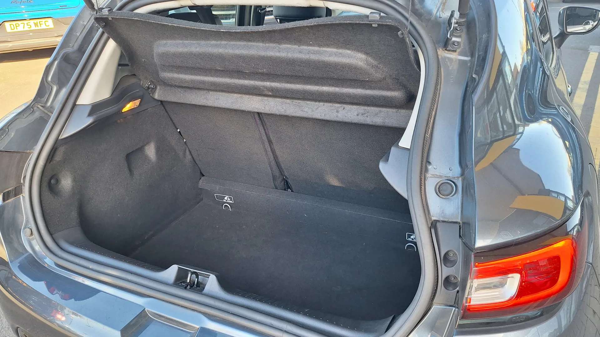 2018 RENAULT CLIO 2018 RENAULT CLIO