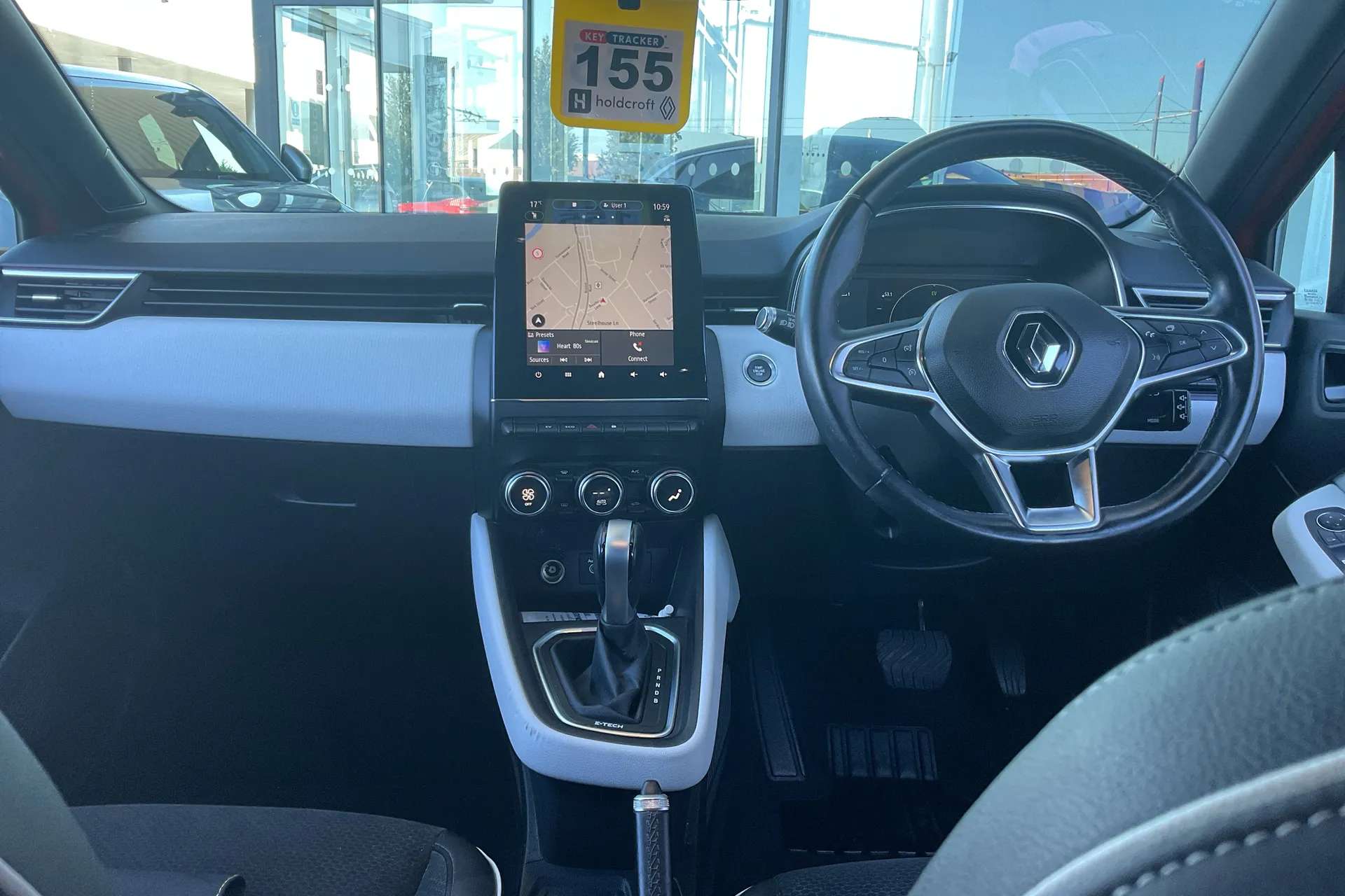 A 2021 RENAULT CLIO 1.6 E-TECH Hybrid 140 S Edition 5dr Auto A 2021 RENAULT CLIO 1.6 E-TECH Hybrid 140 S Edition 5dr Auto