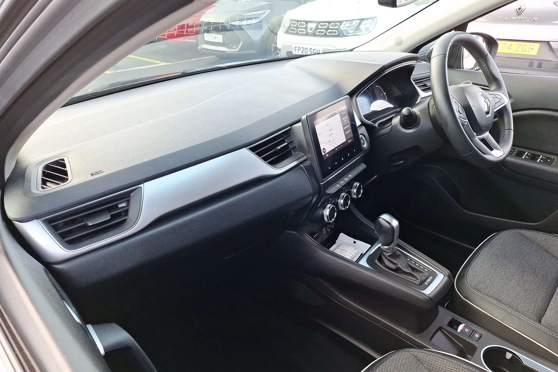 2022 RENAULT CAPTUR 2022 RENAULT CAPTUR