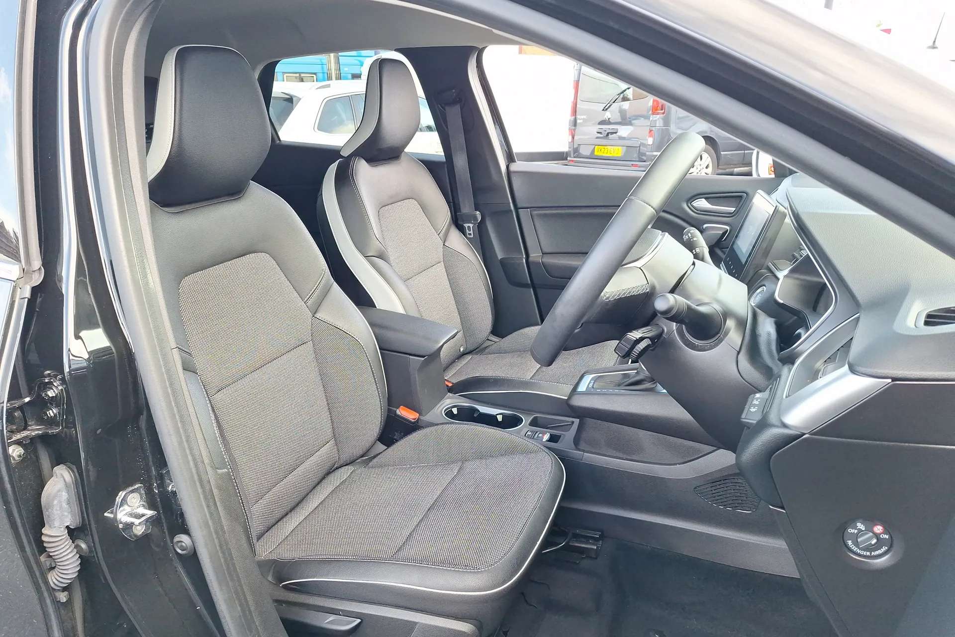 2022 RENAULT CAPTUR 2022 RENAULT CAPTUR