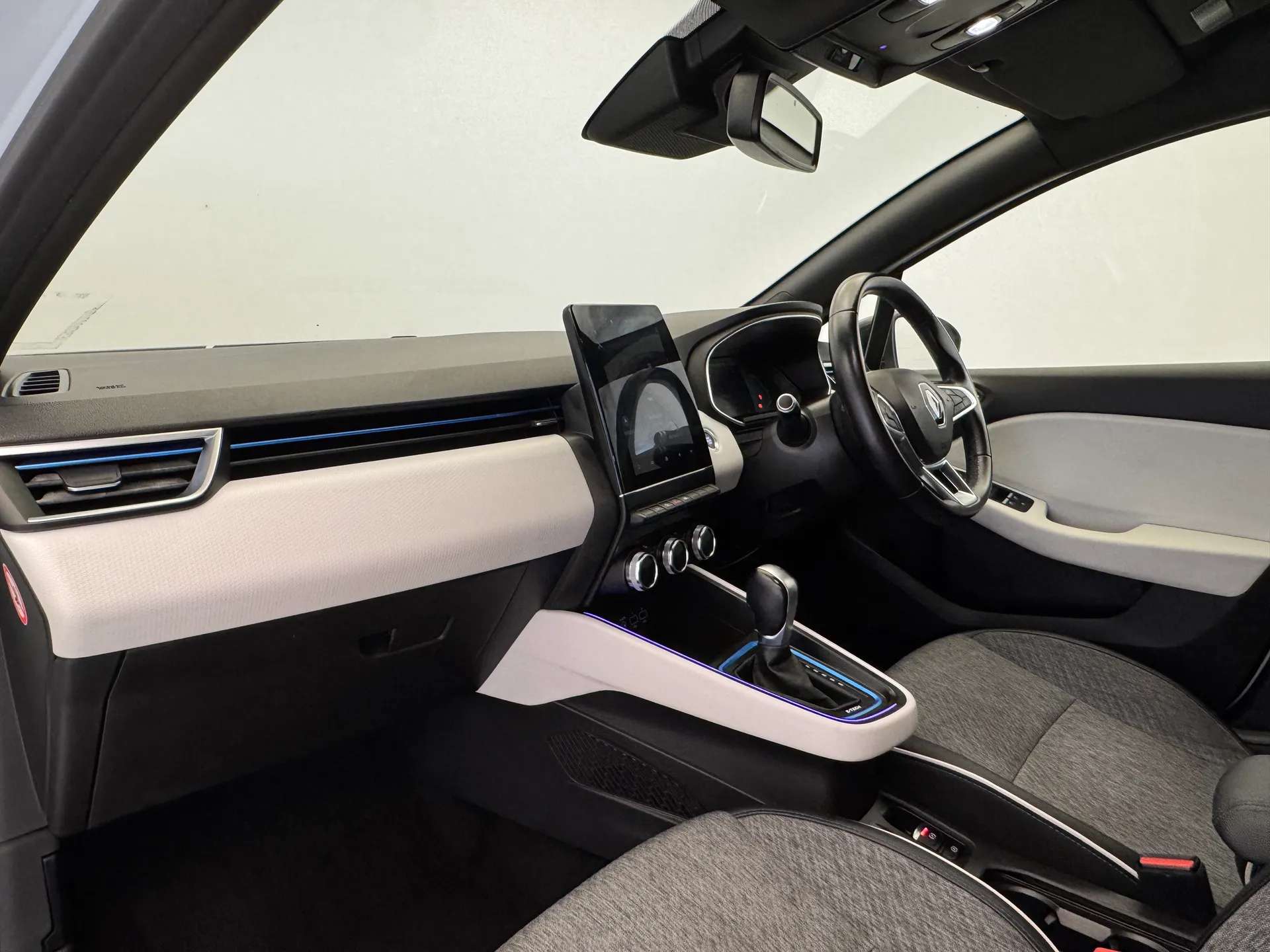 2021 RENAULT CLIO 2021 RENAULT CLIO