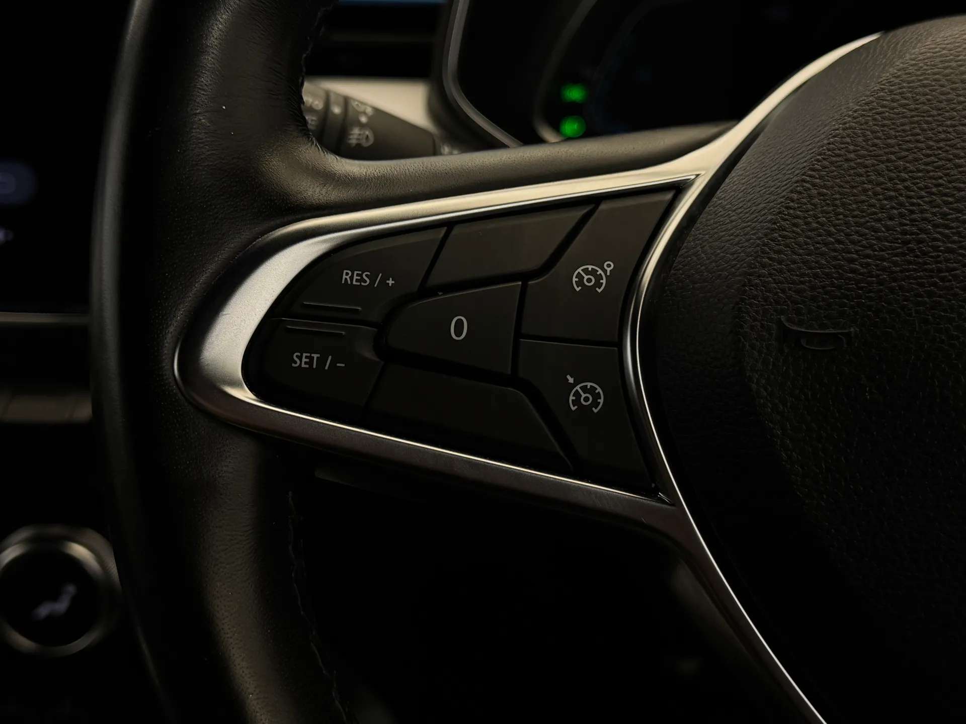 2021 RENAULT CLIO 2021 RENAULT CLIO