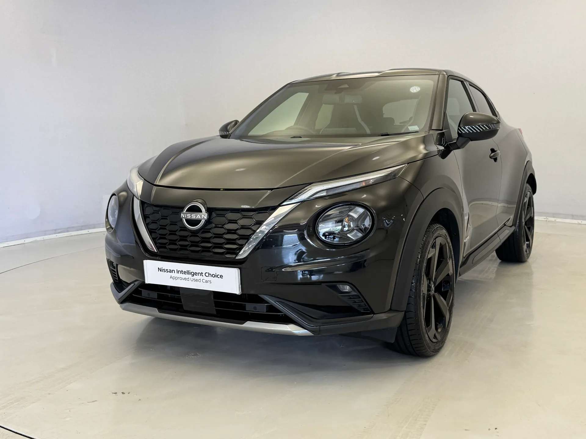 A 2022 NISSAN JUKE 1.6 Hybrid Premiere Edition 5dr Auto A 2022 NISSAN JUKE 1.6 Hybrid Premiere Edition 5dr Auto
