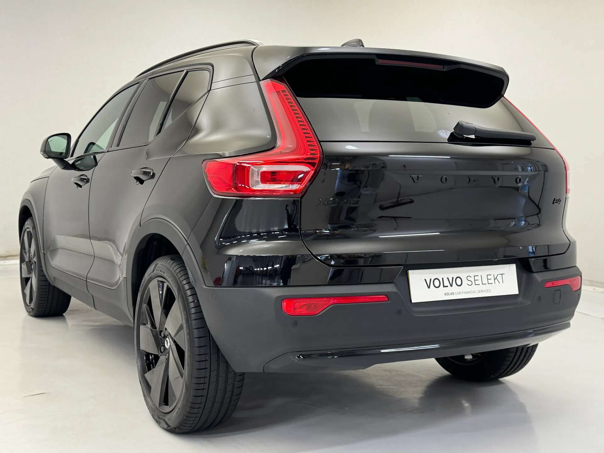 2026 VOLVO XC40 2026 VOLVO XC40