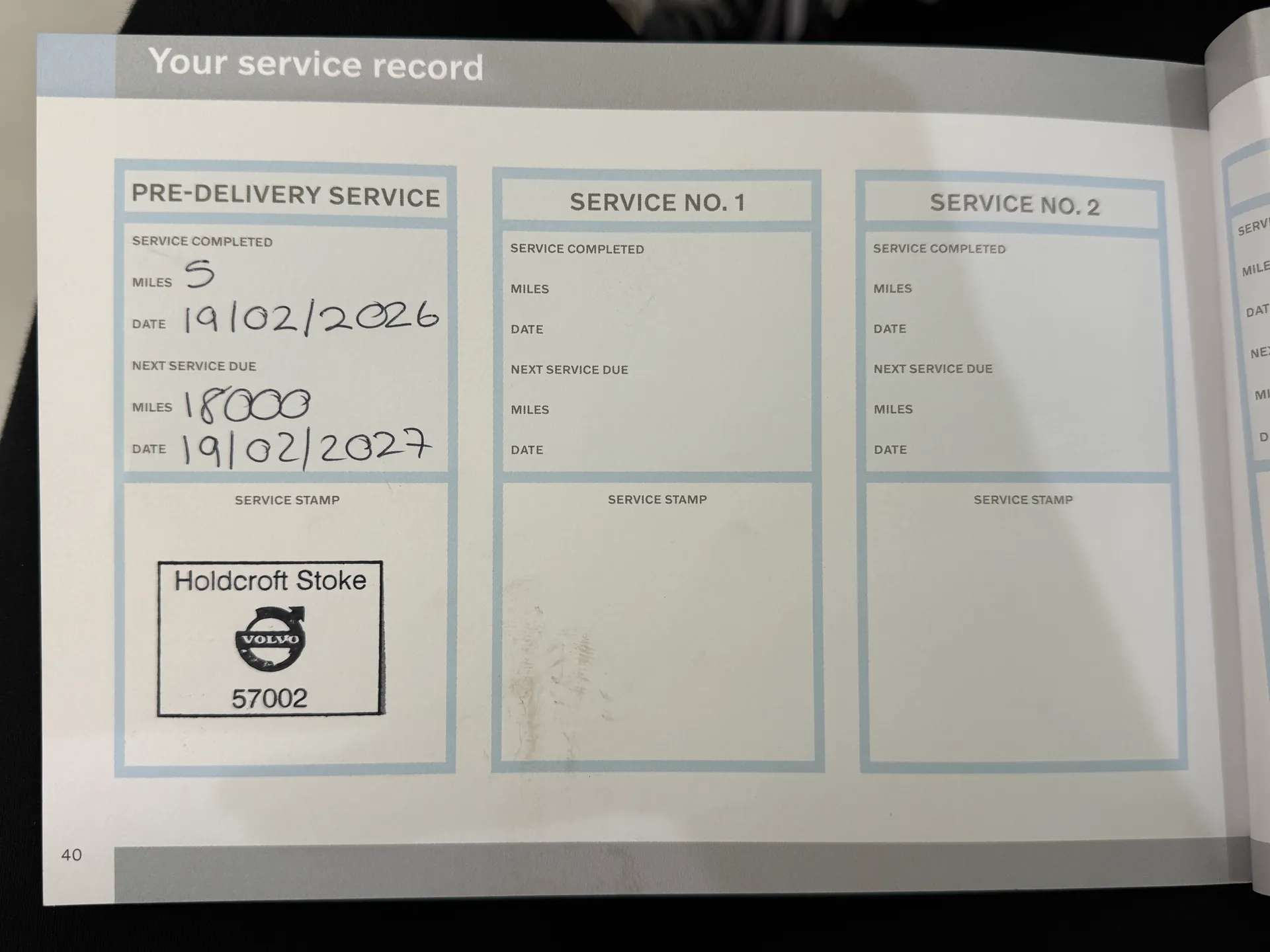 2026 VOLVO XC40 2026 VOLVO XC40