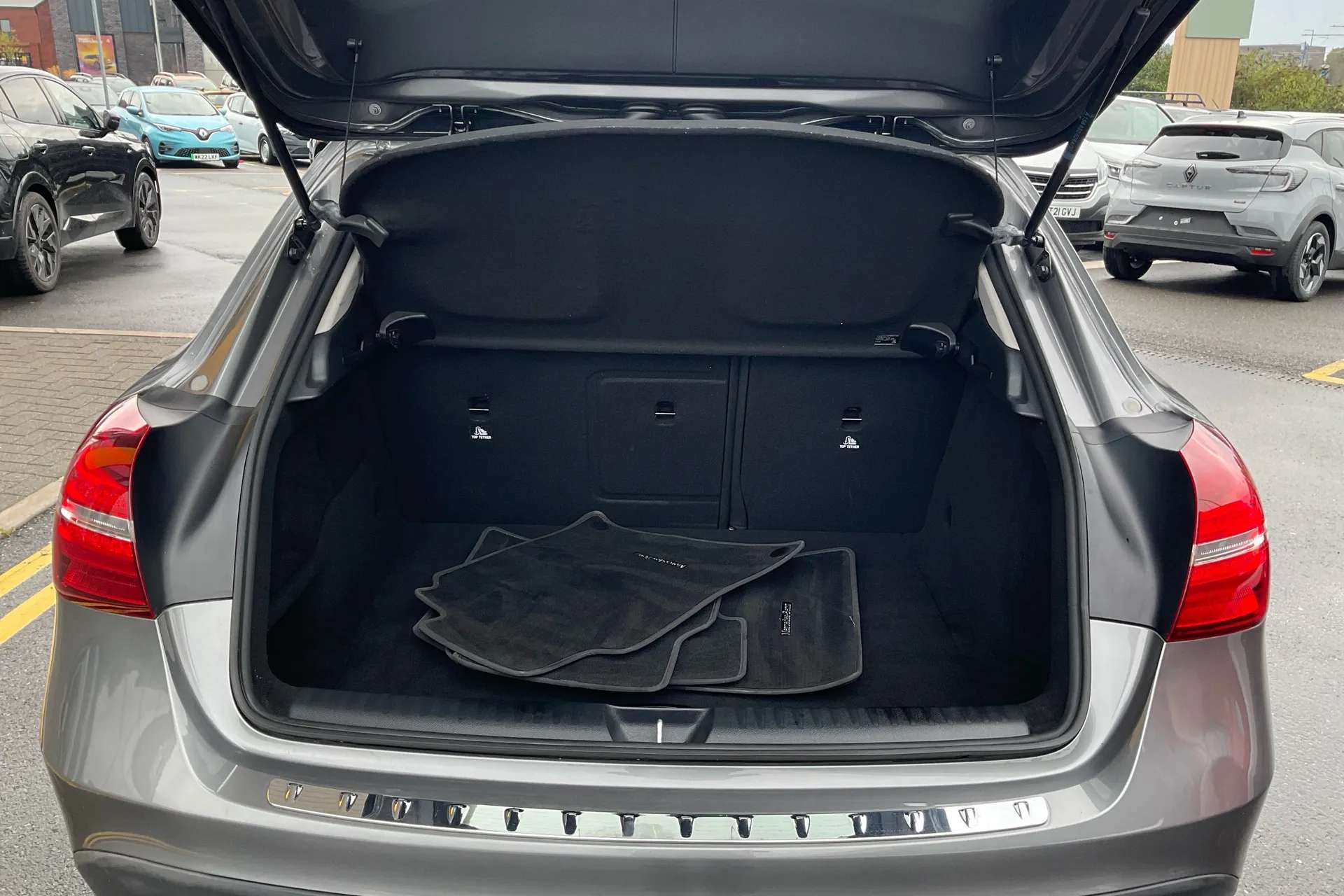 2018 MERCEDES-BENZ GLA 2018 MERCEDES-BENZ GLA