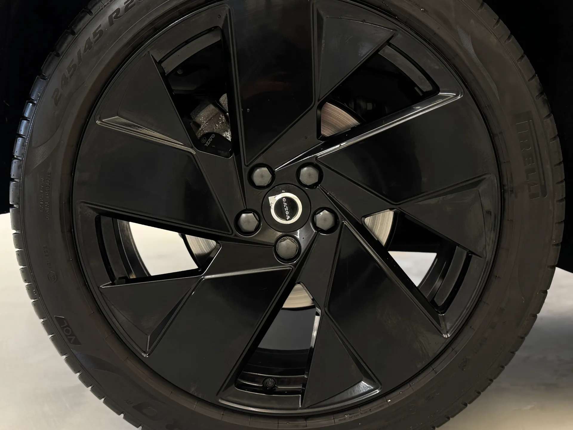 2026 VOLVO XC40 2026 VOLVO XC40