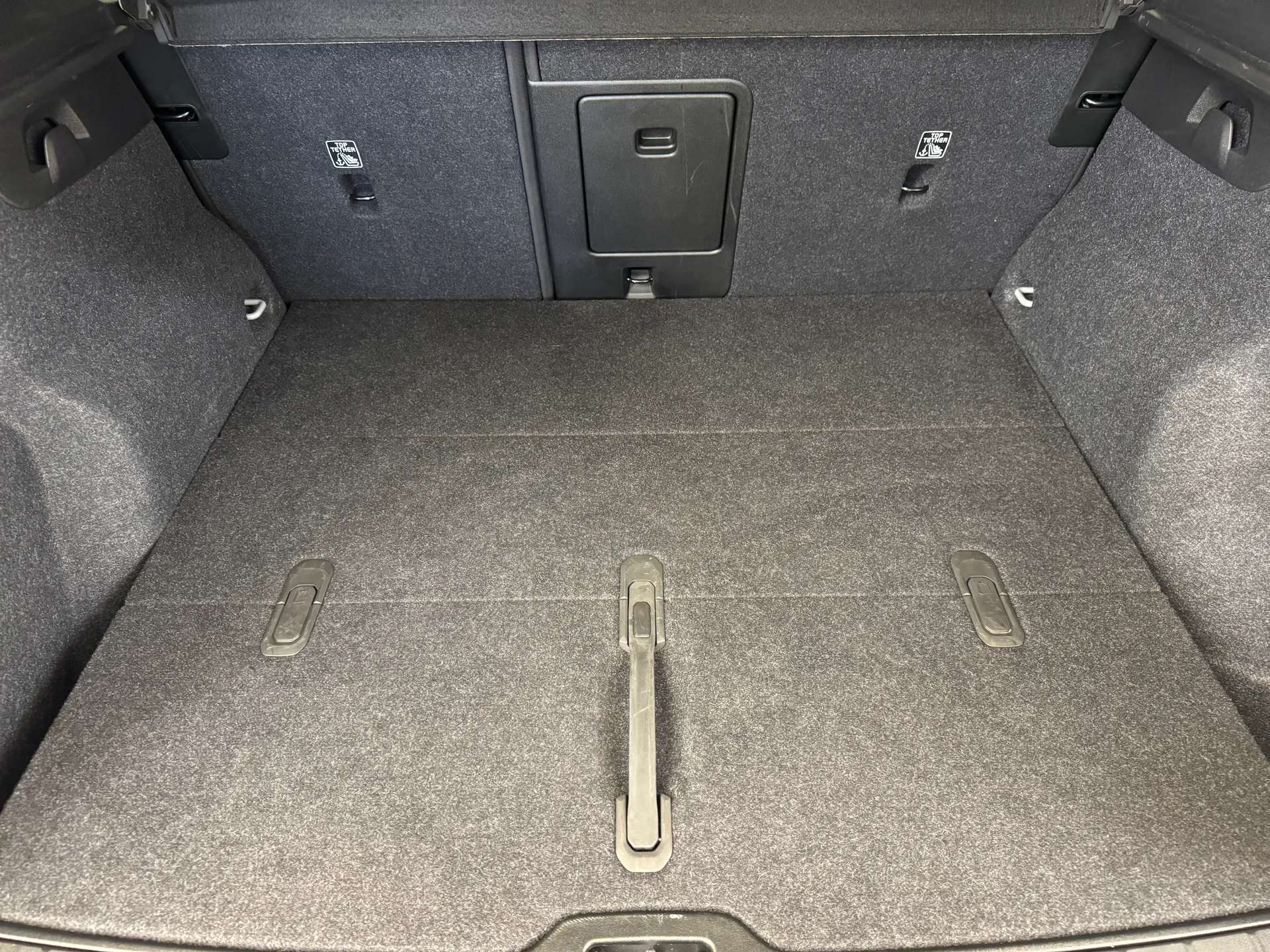2026 VOLVO XC40 2026 VOLVO XC40