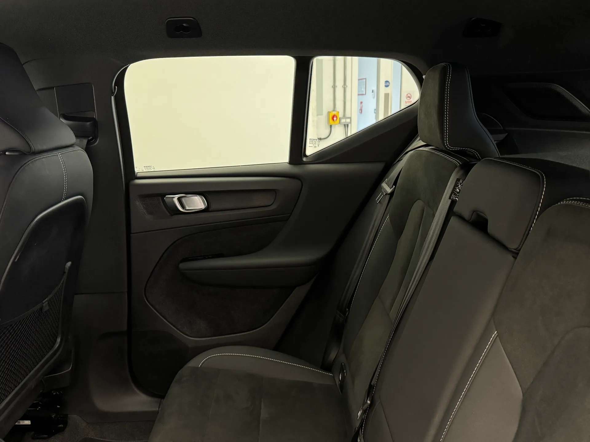 2026 VOLVO XC40 2026 VOLVO XC40