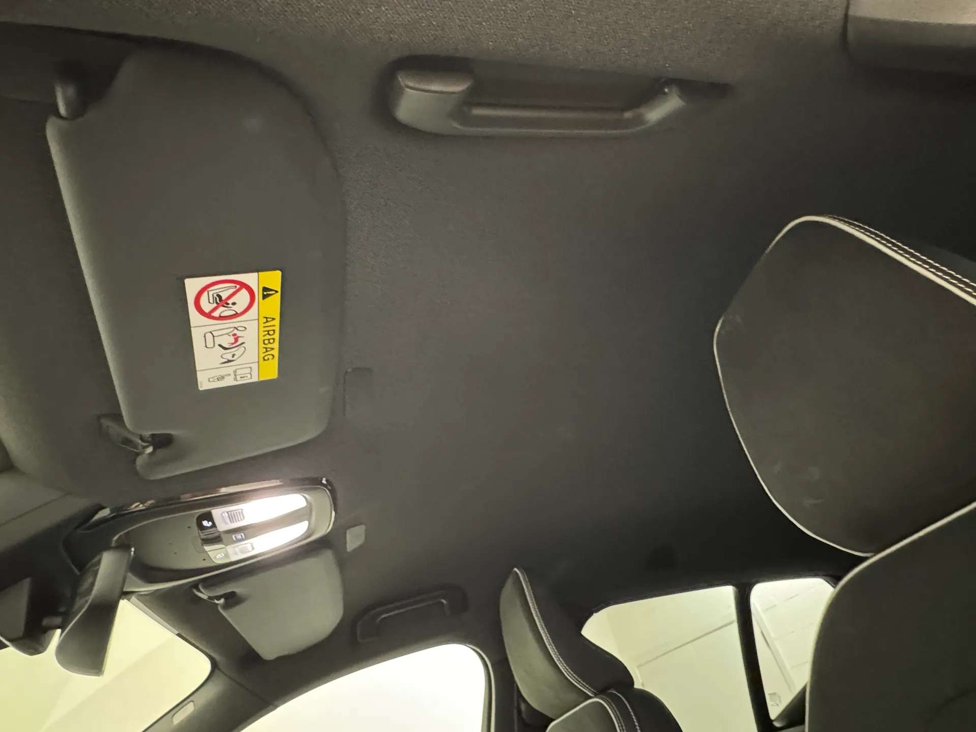 2026 VOLVO XC40 2026 VOLVO XC40