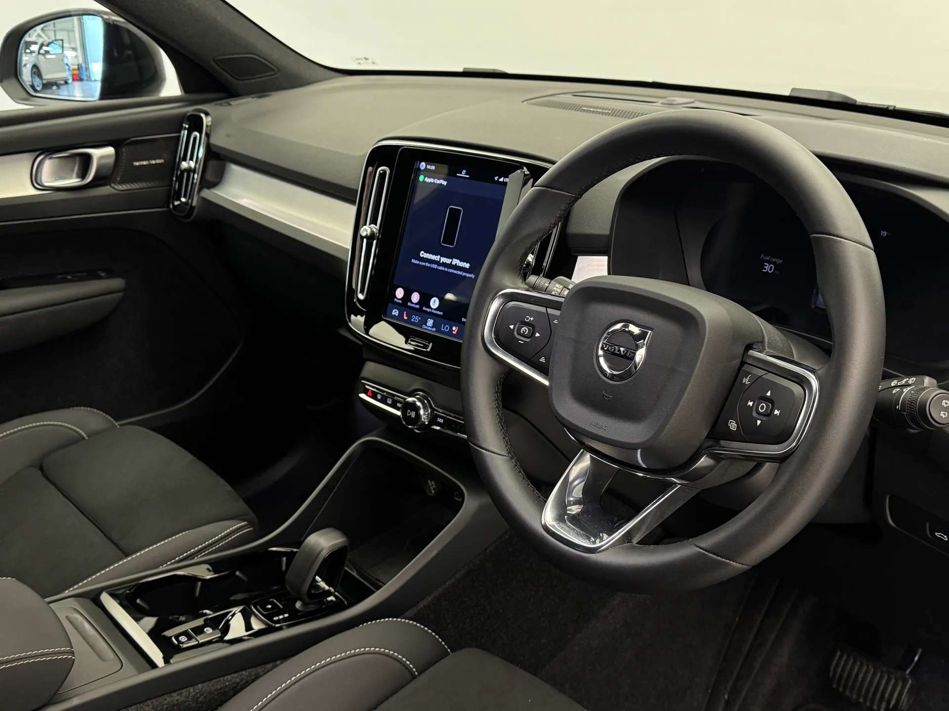 2026 VOLVO XC40 2026 VOLVO XC40