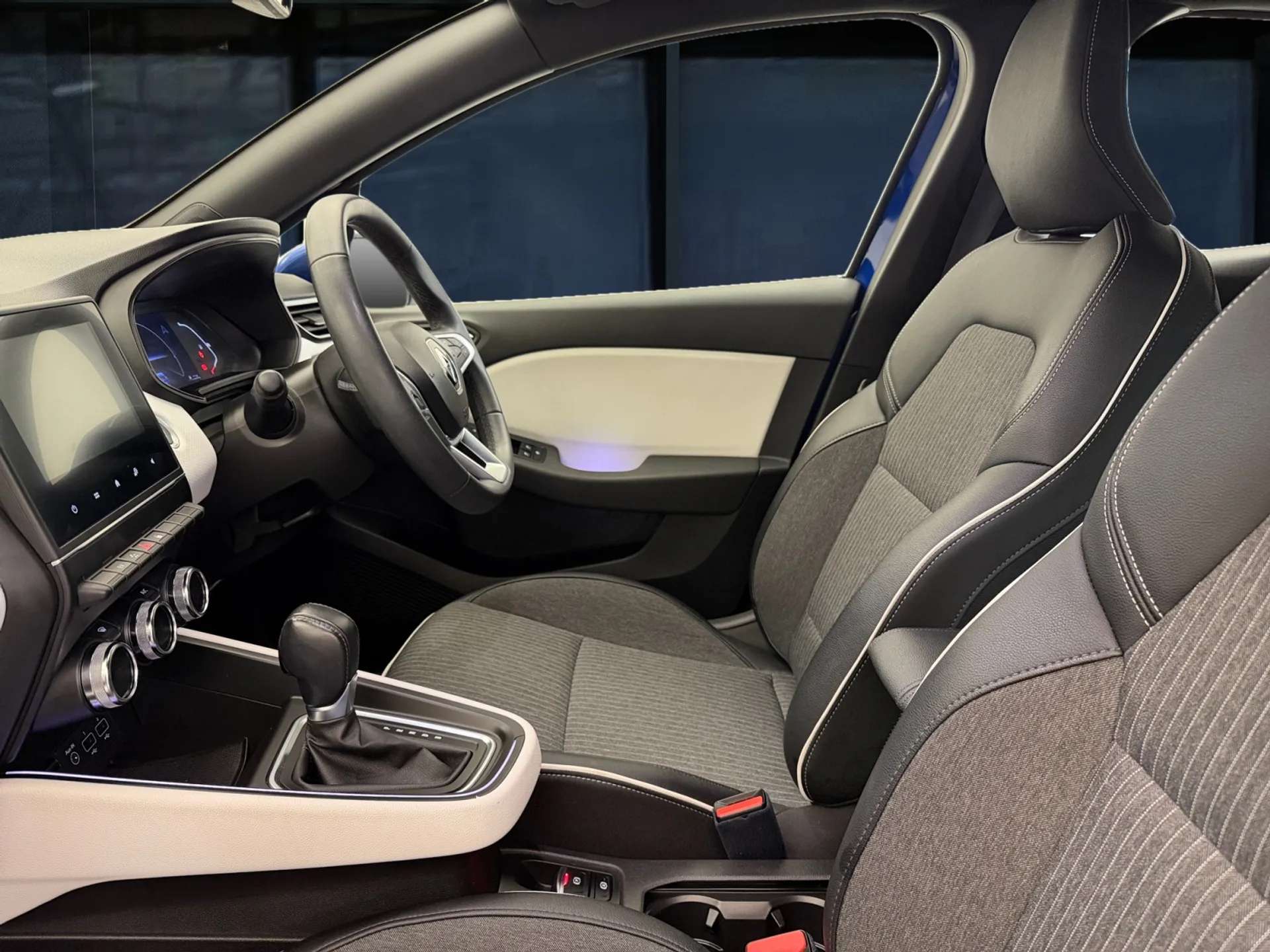 2022 RENAULT CLIO 2022 RENAULT CLIO