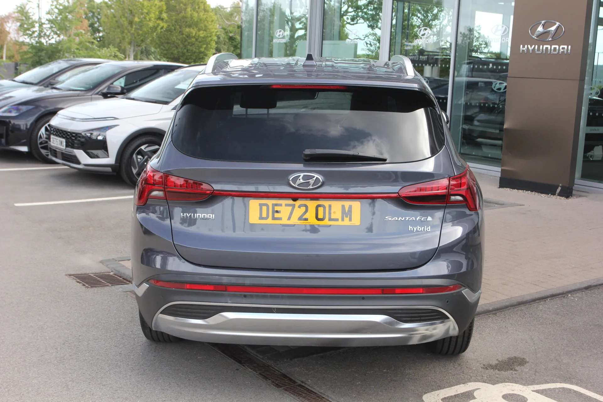 A 2022 HYUNDAI SANTA FE 1.6 TGDi Hybrid Premium 5dr Auto A 2022 HYUNDAI SANTA FE 1.6 TGDi Hybrid Premium 5dr Auto