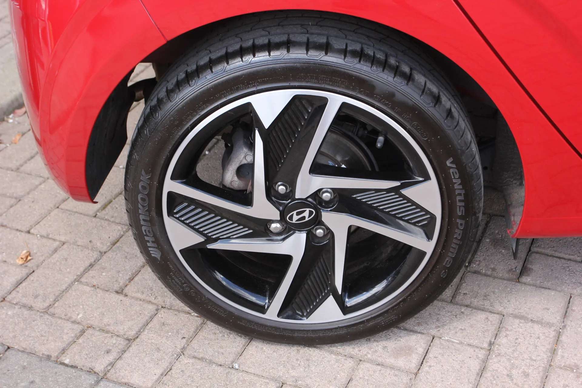 2024 HYUNDAI I10 2024 HYUNDAI I10