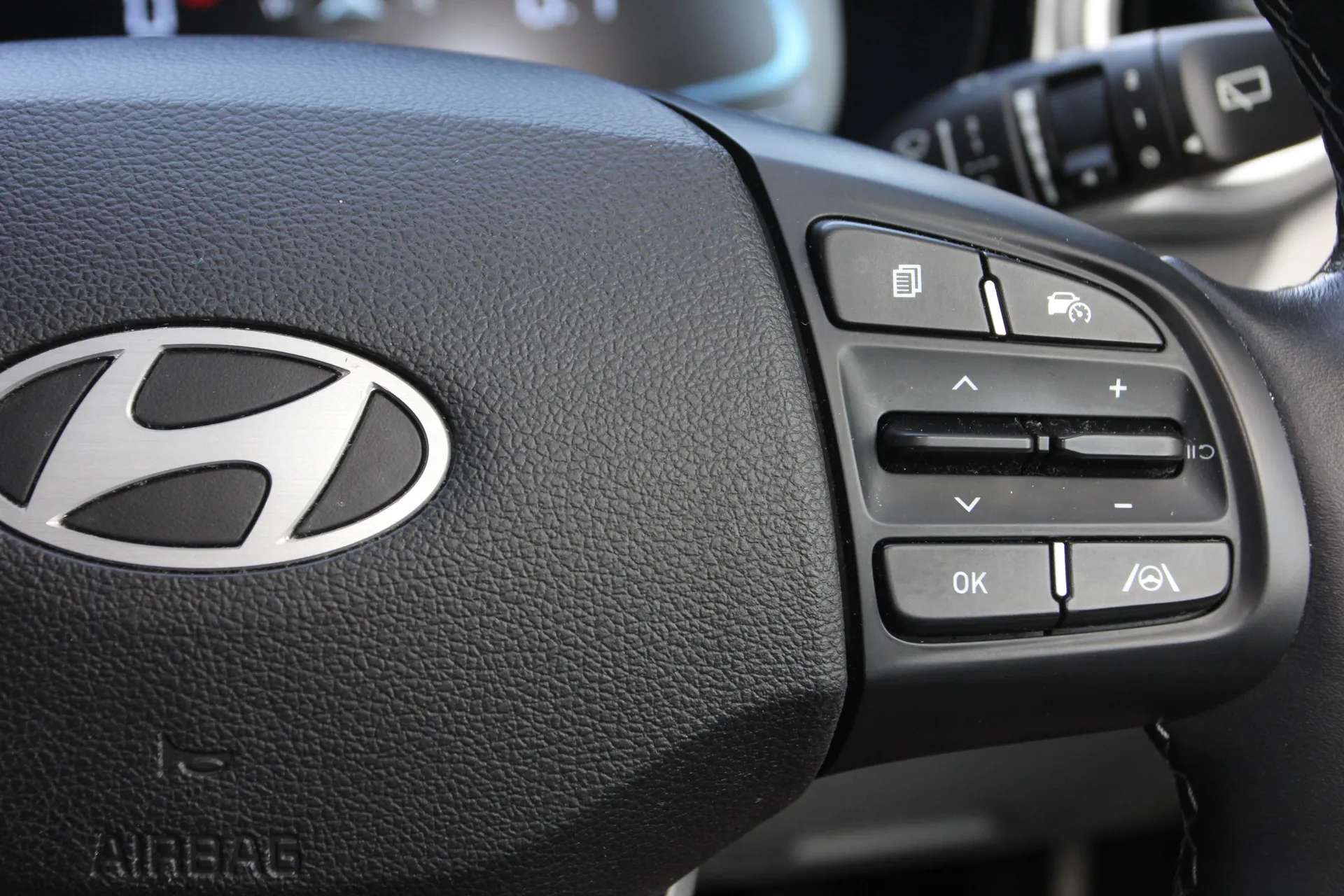 2024 HYUNDAI I10 2024 HYUNDAI I10