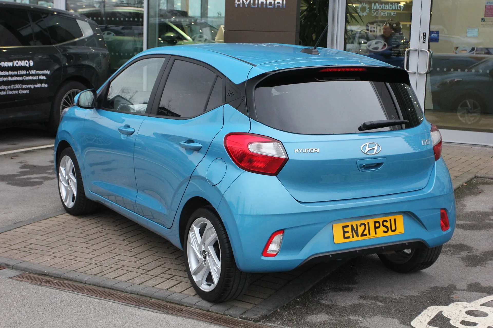 A 2021 HYUNDAI I10 1.2 MPi Premium 5dr Auto A 2021 HYUNDAI I10 1.2 MPi Premium 5dr Auto